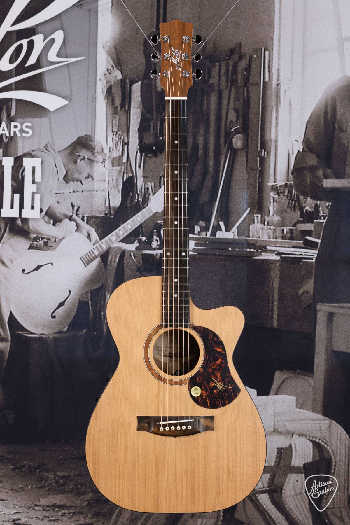 Maton Guitars Solid Road Series SRS-808C - 16206