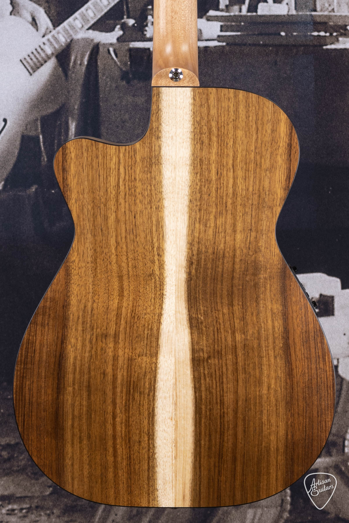 Maton Guitars Solid Road Series SRS-808C - 16206