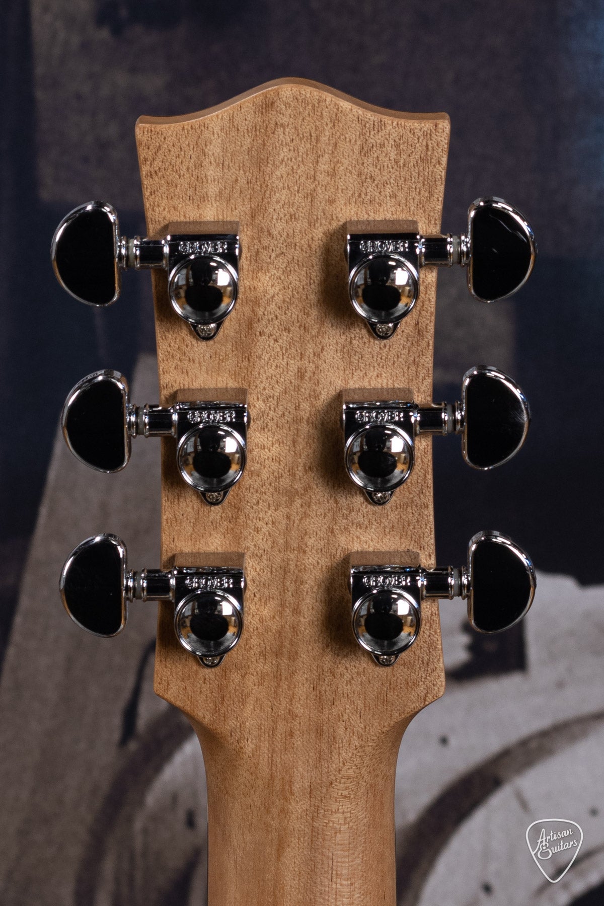 Maton Guitars Solid Road Series SRS-808C - 16206