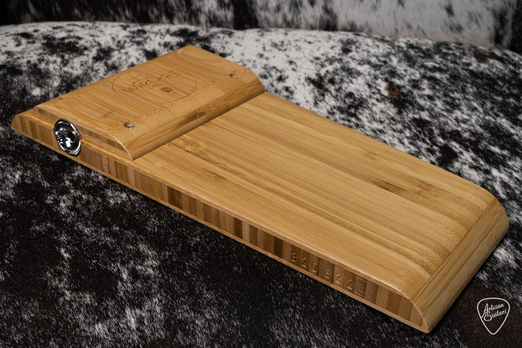 Wild Dog Dingo Stomp Box - 16431