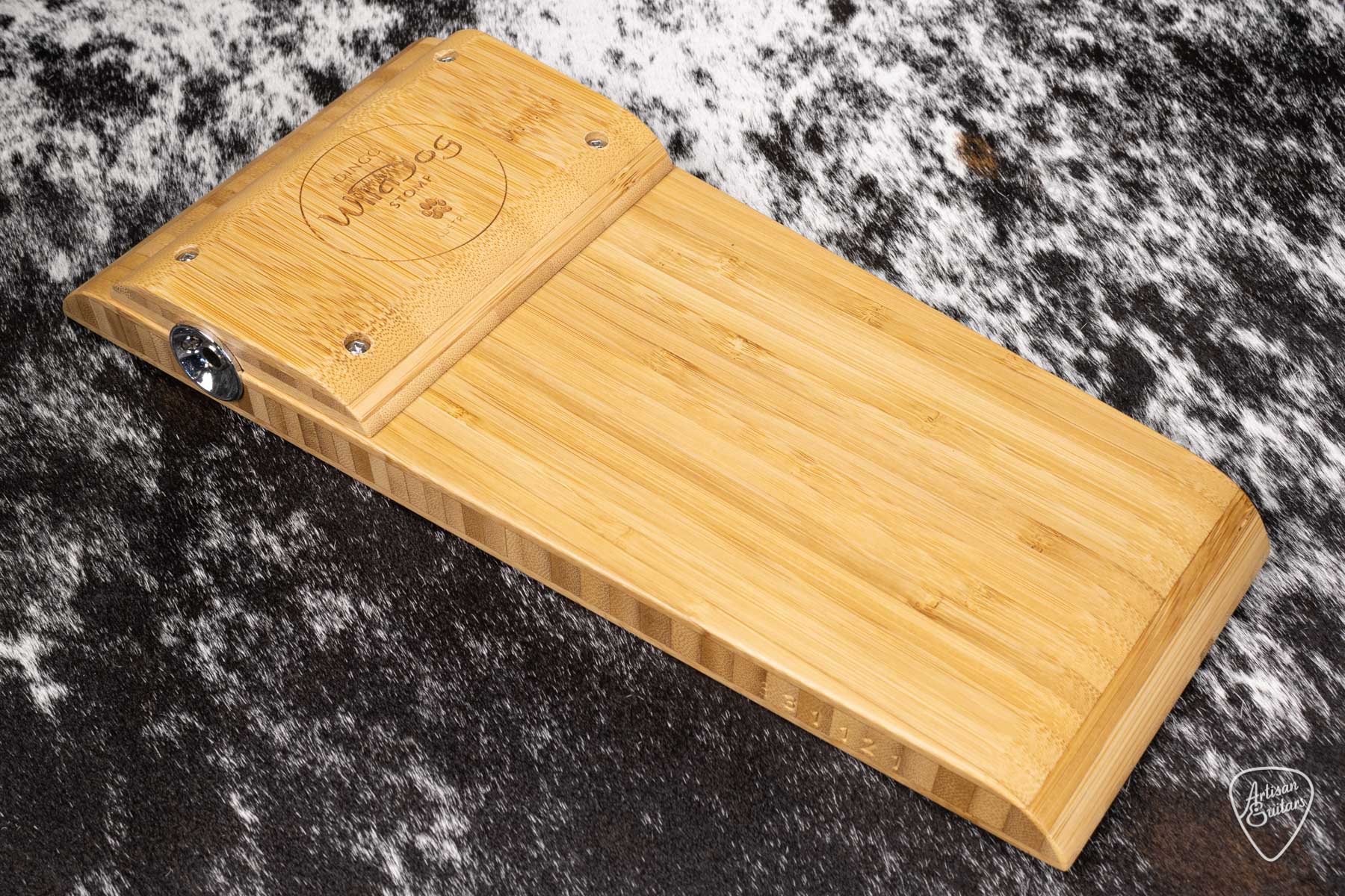 Wild Dog Dingo Stomp Box w/ Bamboo Body & Tone Bar - 16191