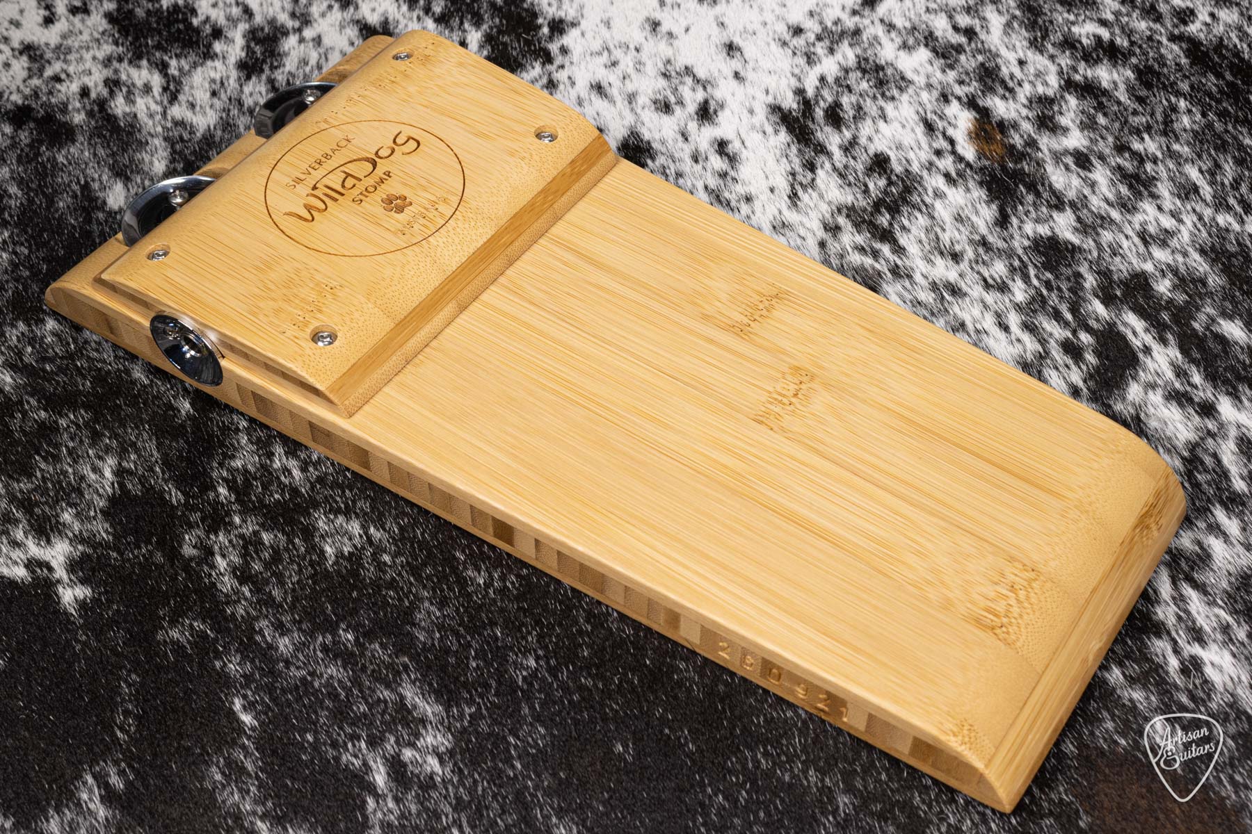 Wild Dog Silverback Stomp Box w Bamboo Timber Tamborine Jingles 16180