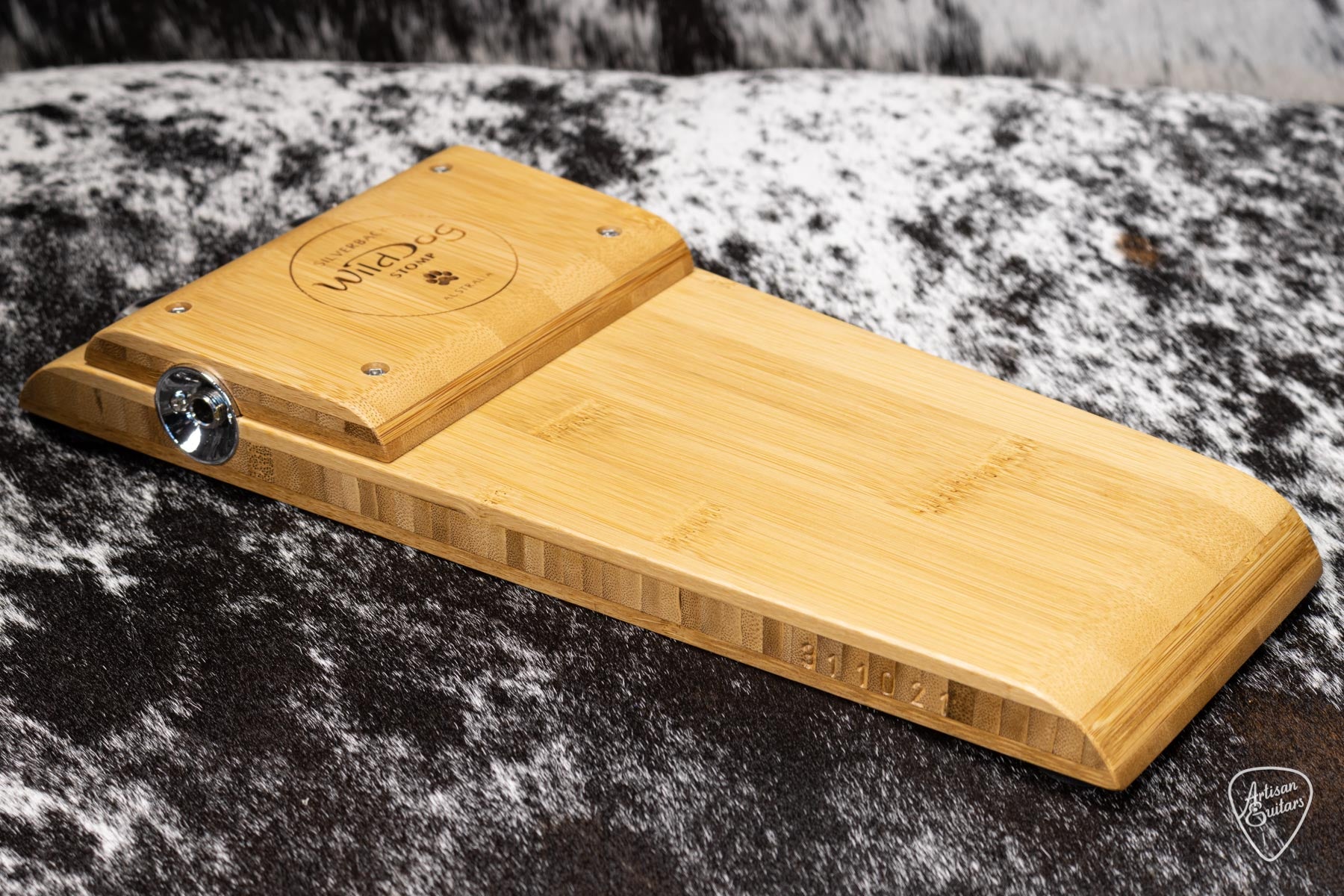 Wild Dog Silverback Stomp Box with Jingles - 16373