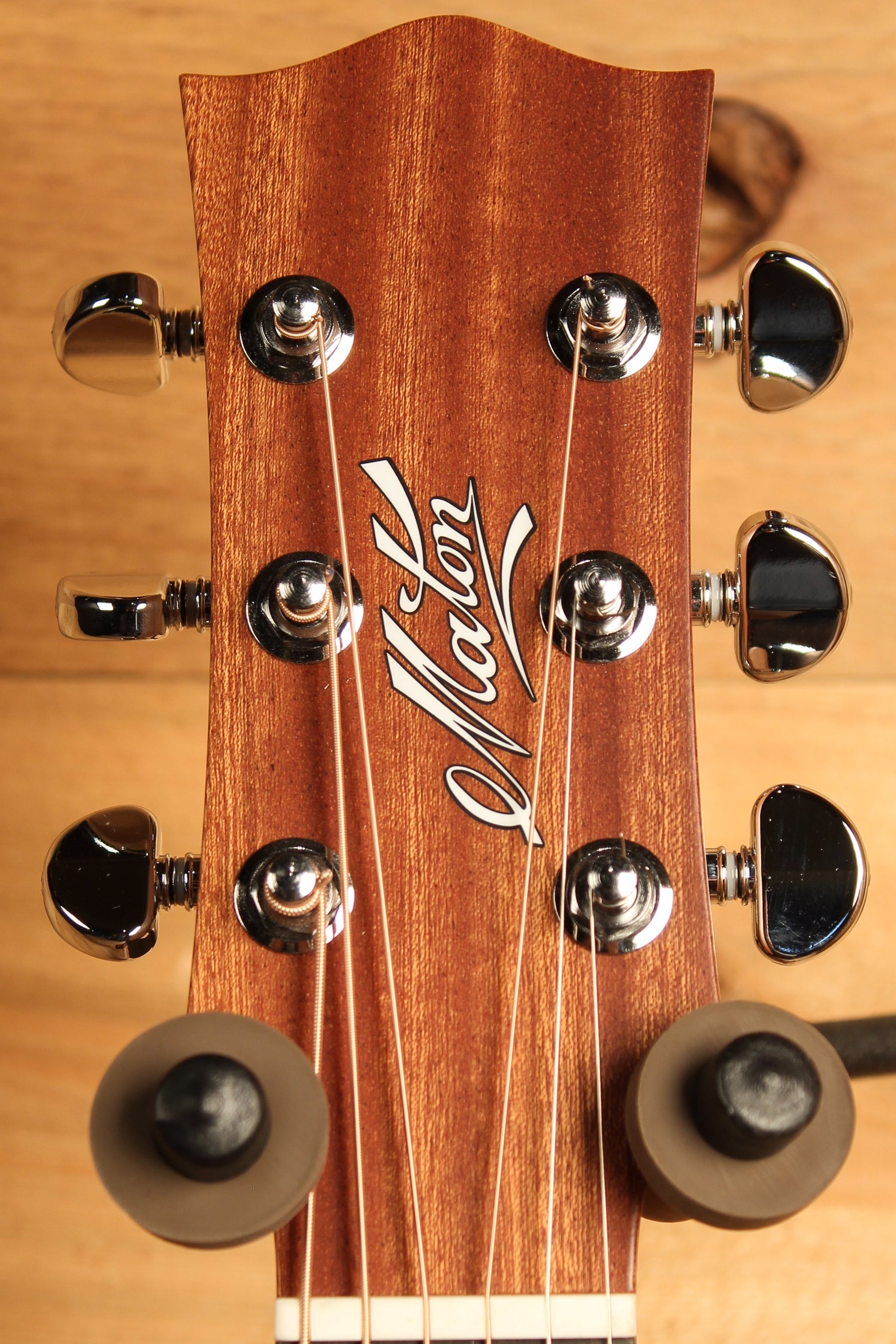 Maton SRS808 Guitar Western Red Cedar & Solid Blackwood ID-13697 - Artisan Guitars