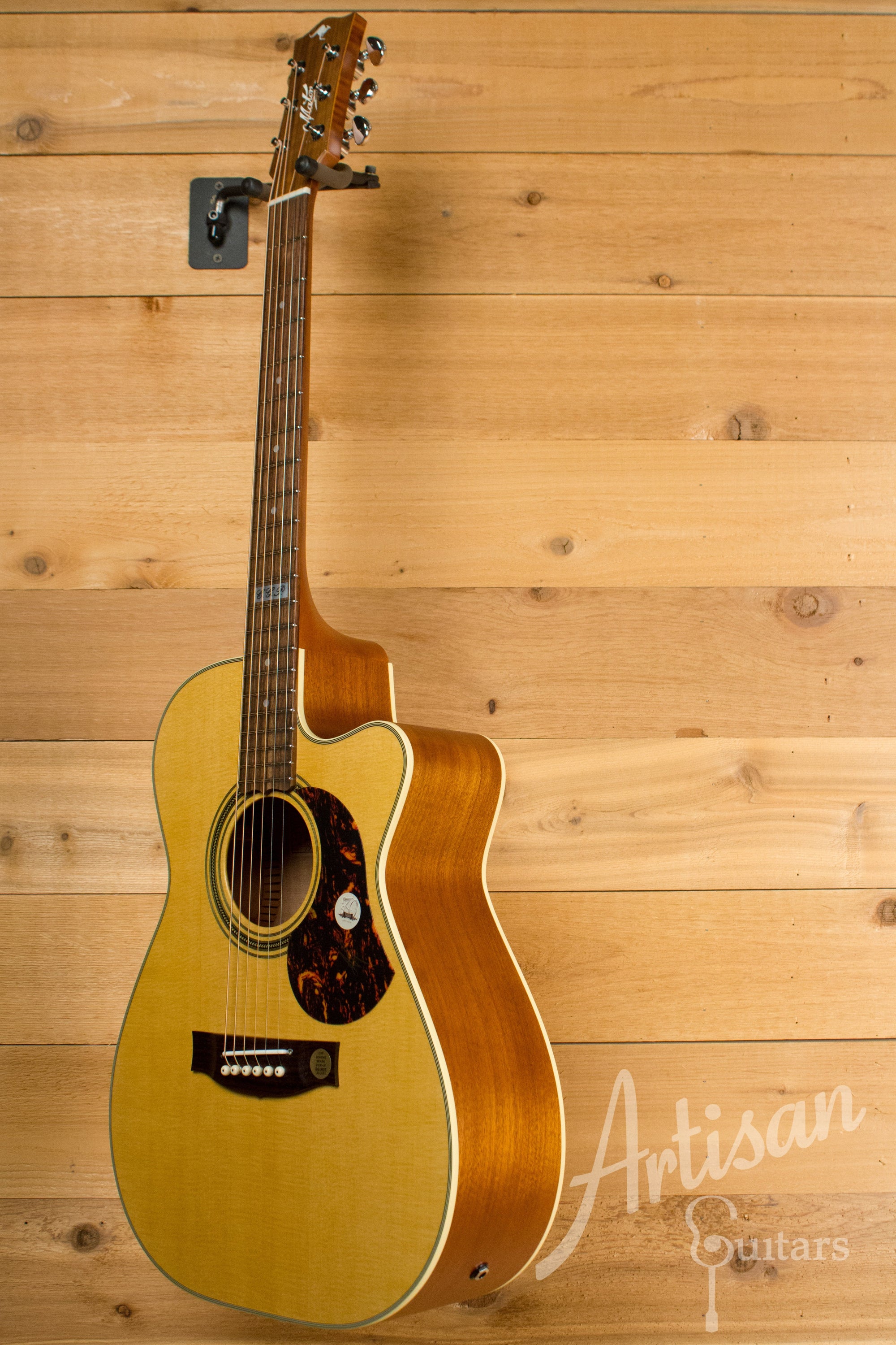 Maton EBG 808C TE Tommy Emmanuel Signature Guitar Cutaway ID-11206 - Artisan Guitars