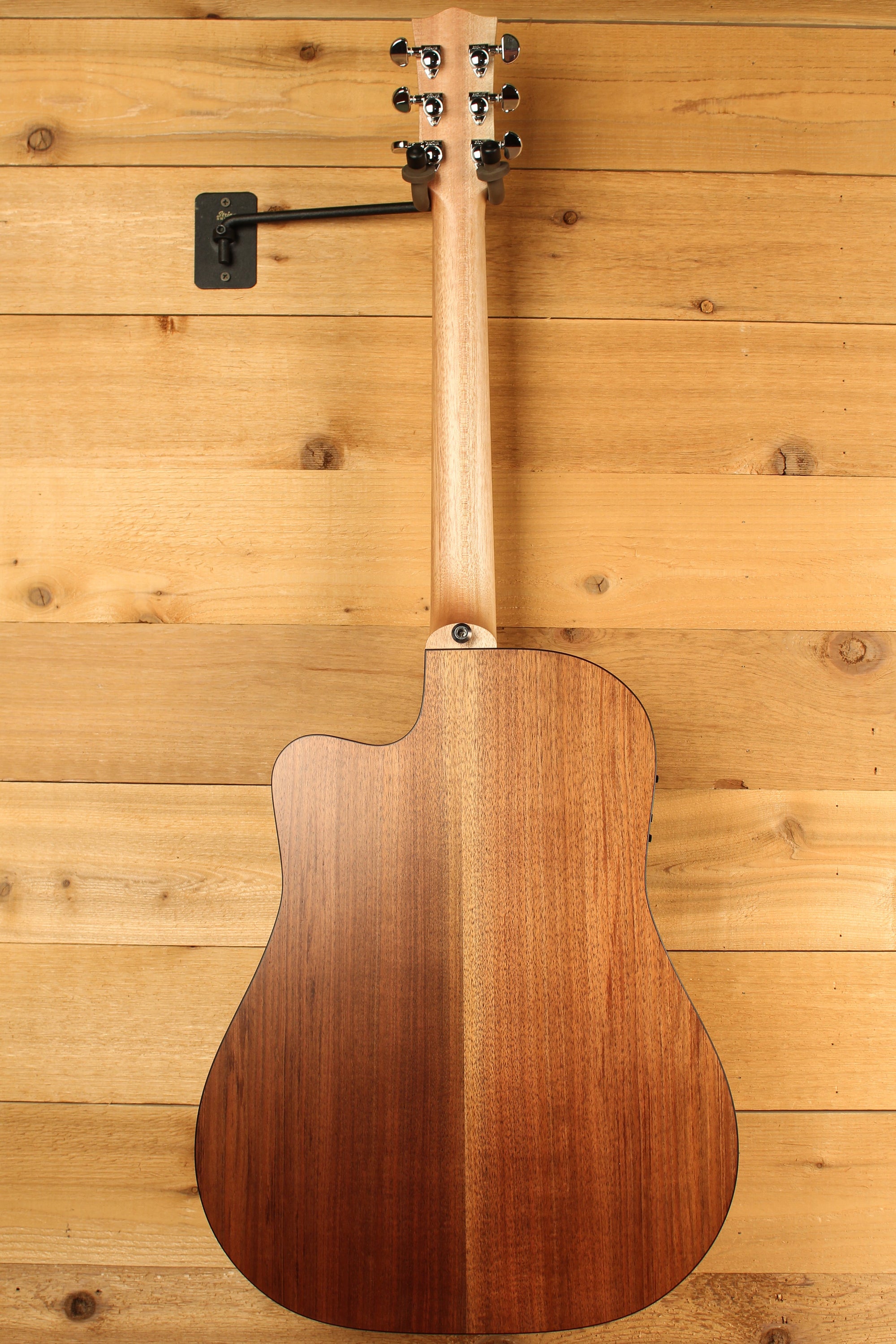 Maton EBW70C Blackwood Dreadnought w/ AP5 Pro ID-13698 - Artisan Guitars