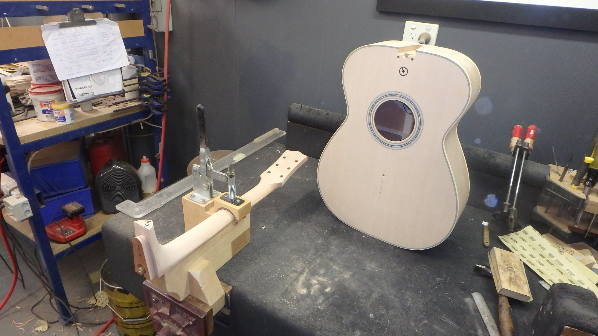 Maton T.E Personal Guitar Sitka Spruce and AAA"Bees Wings" Queensland Maple ID-10694 - Artisan Guitars