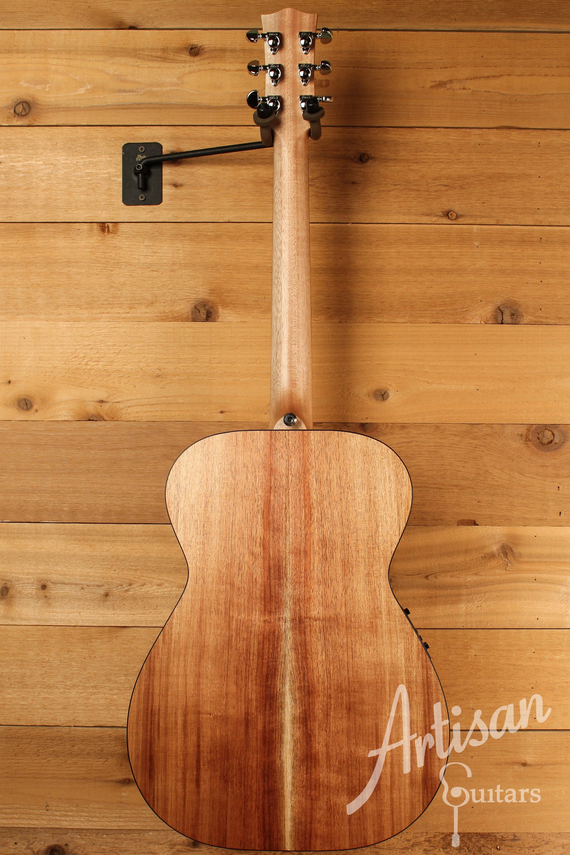 Maton EBW808 Guitar w/ Blackwood Top, Back & Sides w/ AP5 Pro Pickup System ID-12776 - Artisan Guitars