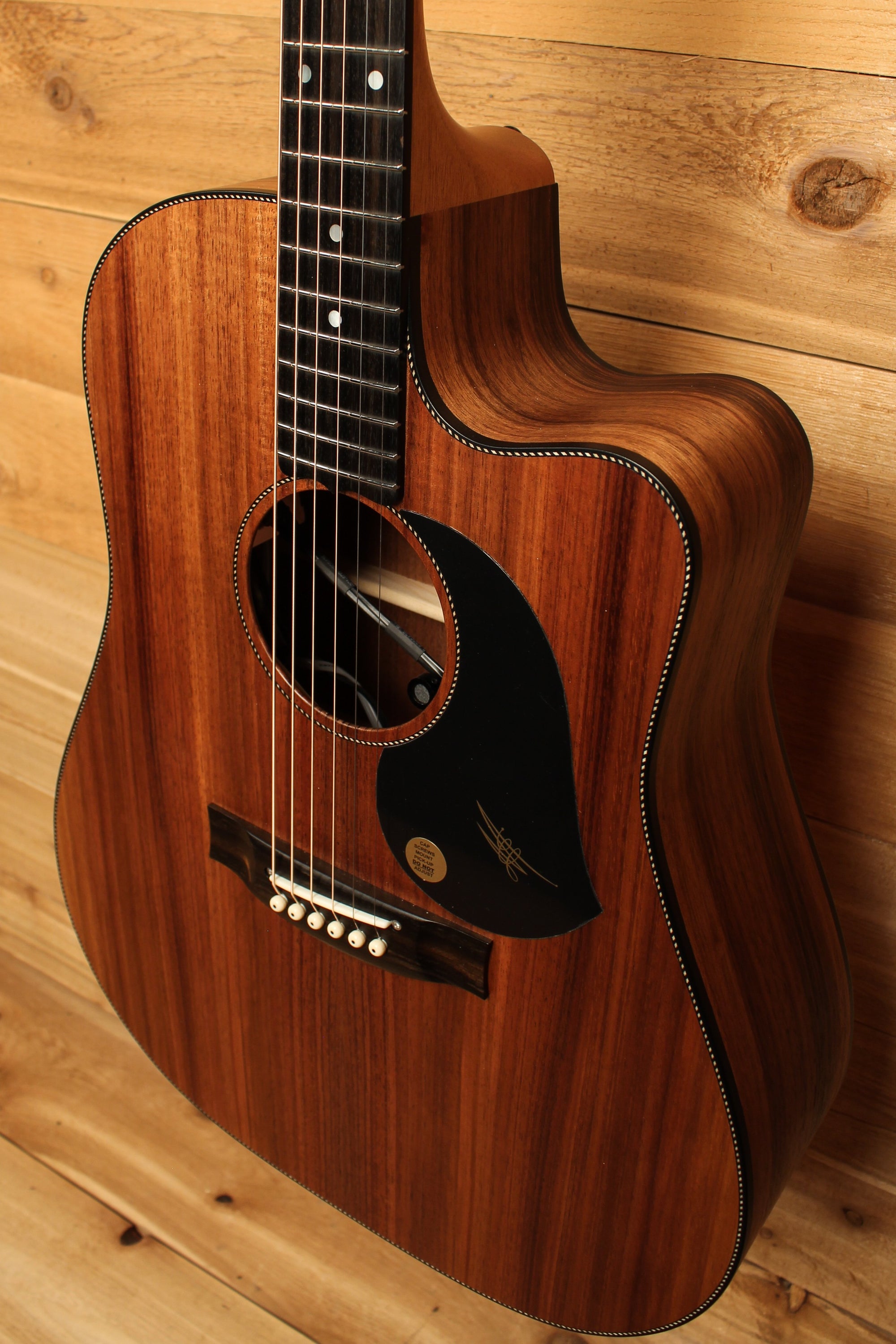 Maton EBW70C Blackwood Dreadnought w/ AP5 Pro ID-13698 - Artisan Guitars