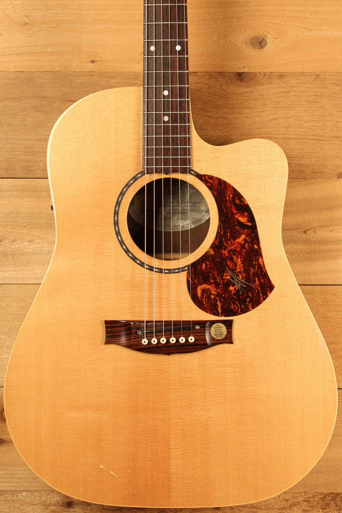 Maton EST60C "Stage" w/ Sitka & Queensland Walnut Pre-Owned 2011 ID-13271 - Artisan Guitars