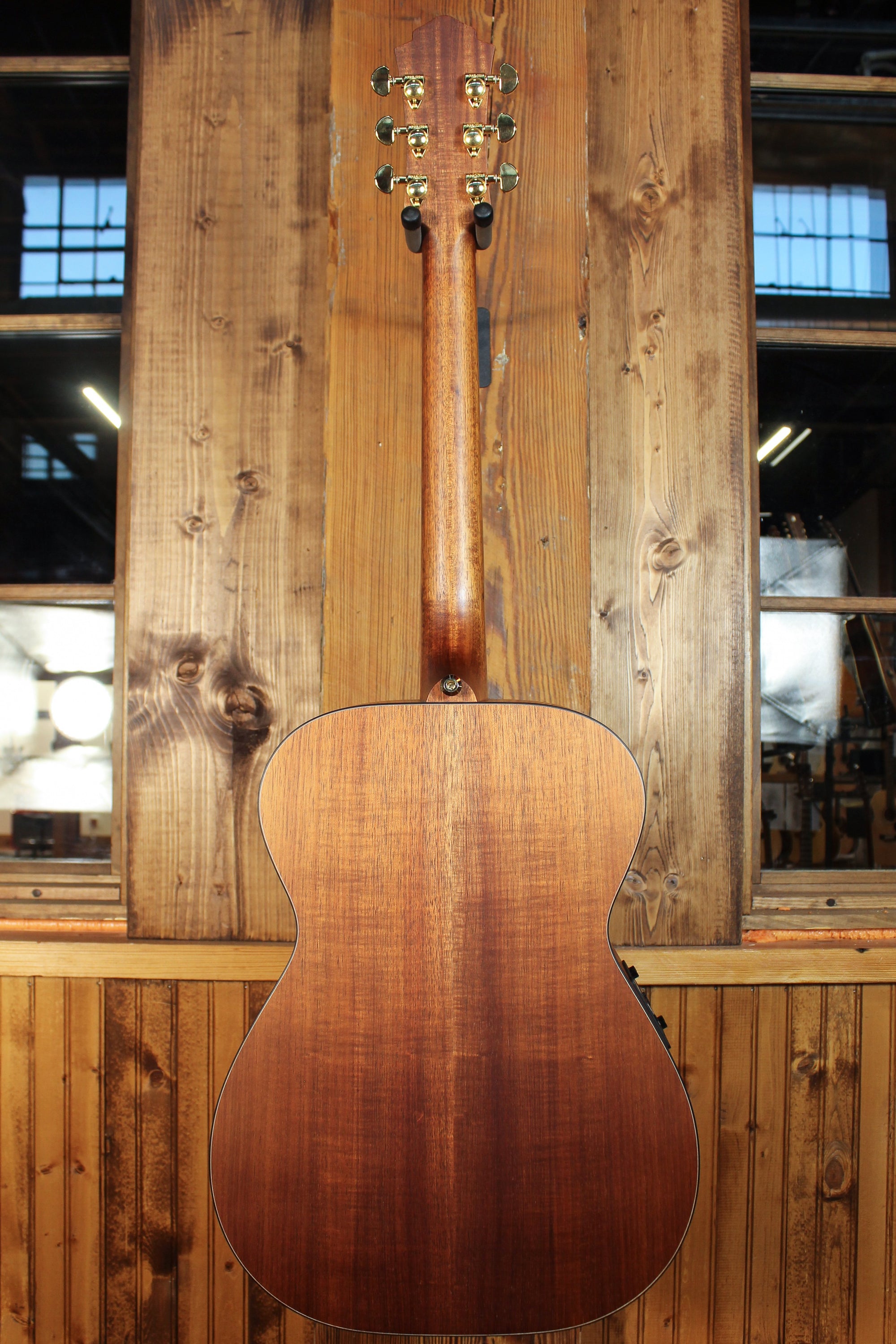 Maton Vera May Special w/ Lutz Spruce & Blackwood ID-13591 - Artisan Guitars