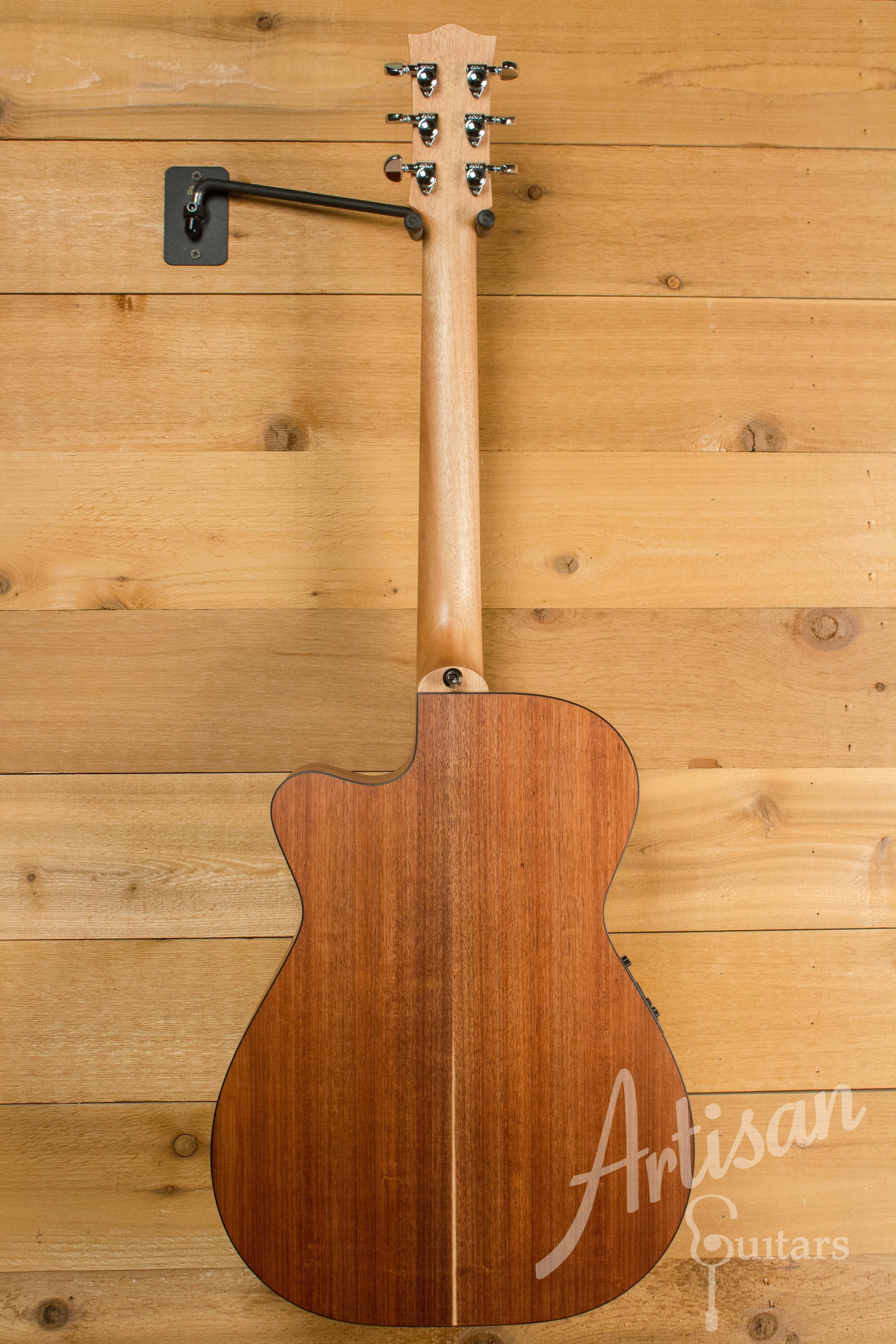 Maton SRS808C Guitar Western Red Cedar and Solid Blackwood Cutaway ID-11207 - Artisan Guitars