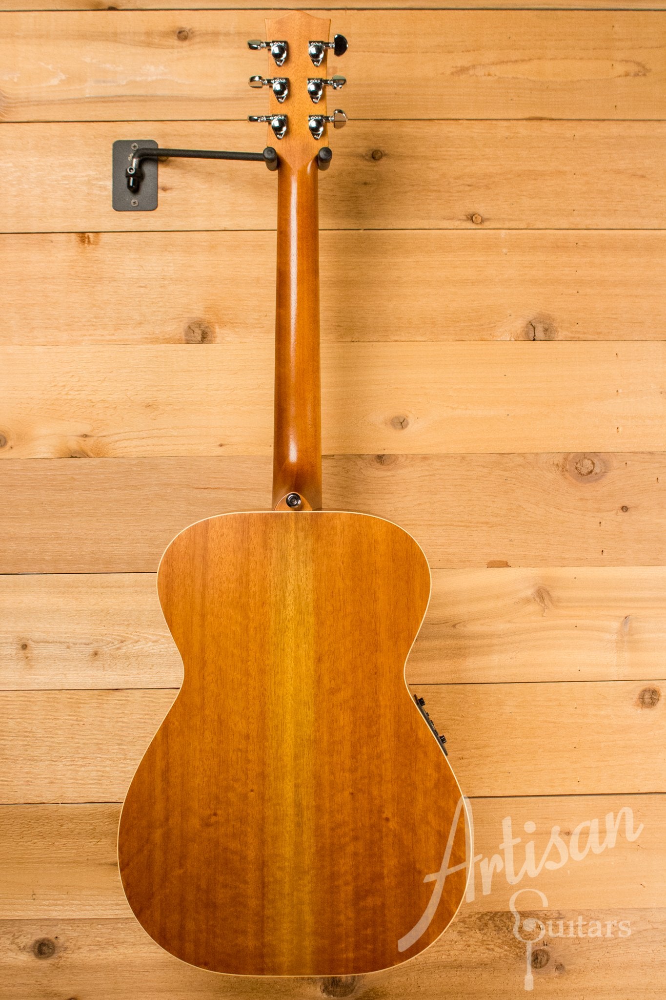 Maton EBG808TE Tommy Emmanuel Signature Sitka and Queensland Maple Pre-Owned 2013 ID-10753 - Artisan Guitars