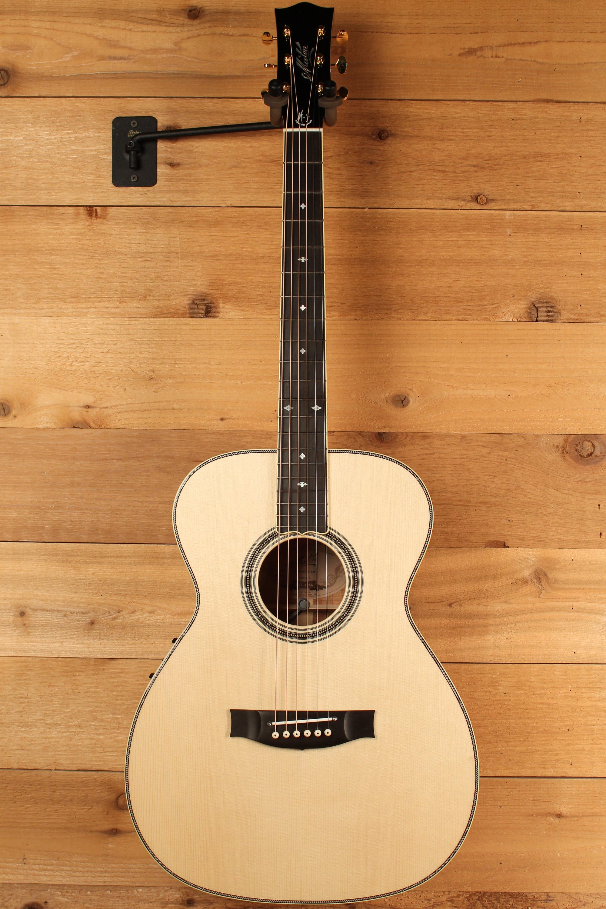 Maton Custom Shop Classic Blackwood Special Guitar with European Spruce & Figured Blackwood ID-13090 - Artisan Guitars