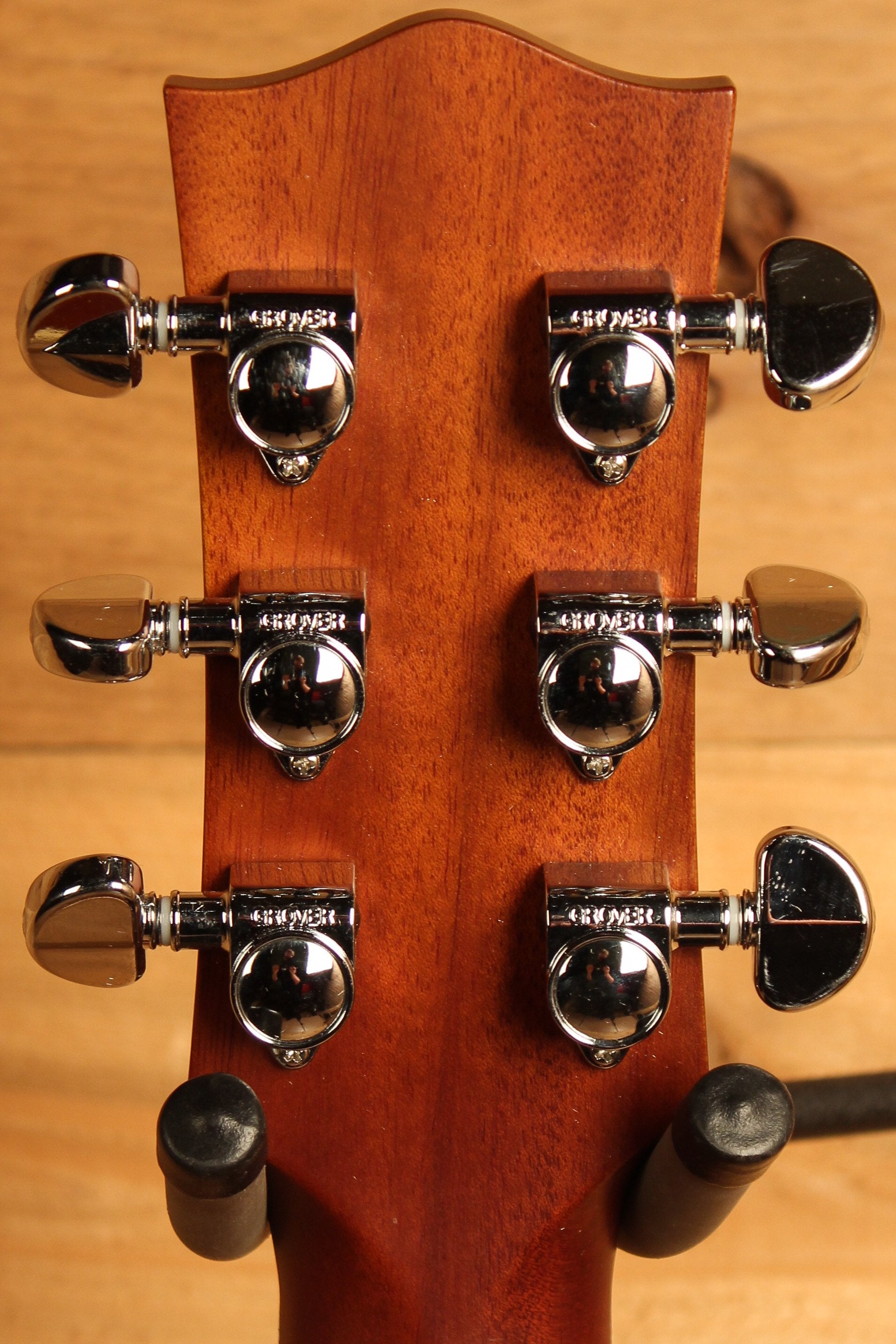 Maton EBG 808 TE Tommy Emmanuel Signature Guitar ID-13322 - Artisan Guitars