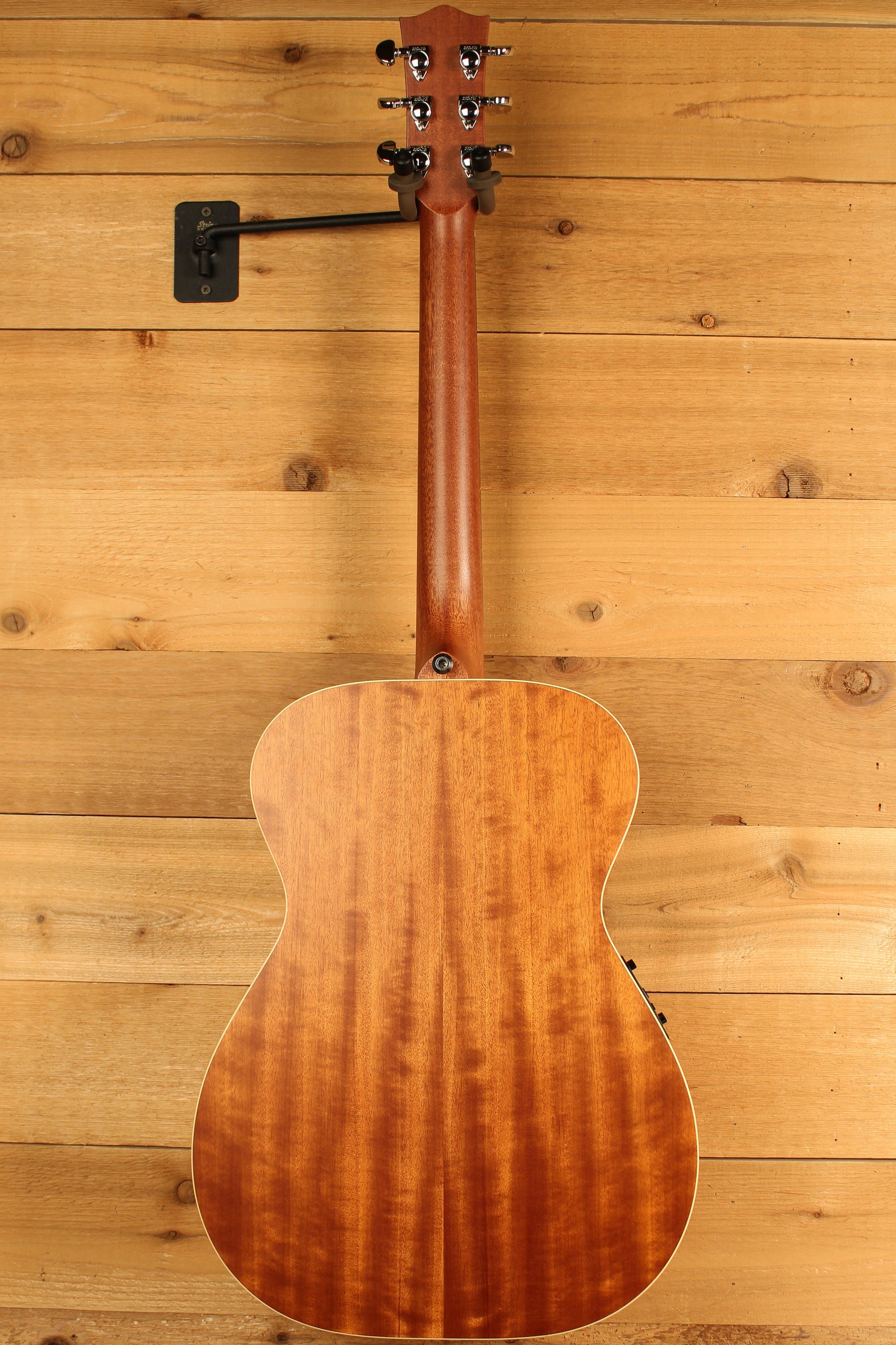Maton Custom Shop T.E Personal Guitar Sitka Spruce & Queensland Maple ID-13619 - Artisan Guitars