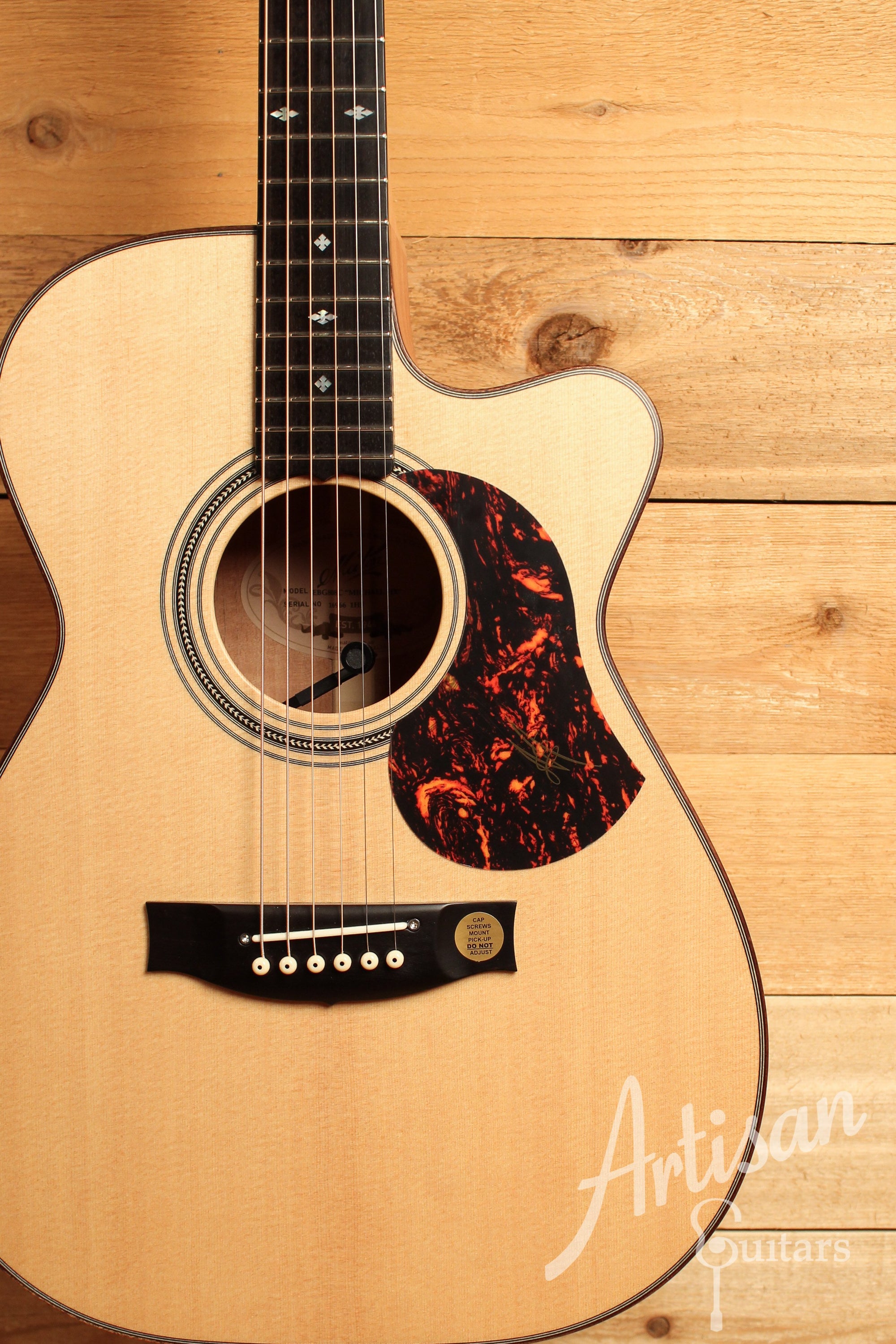 Maton EBG 808C MIC FIX Michael Fix Signature Guitar Sitka and Queensland Maple with Cutaway ID-12773 - Artisan Guitars