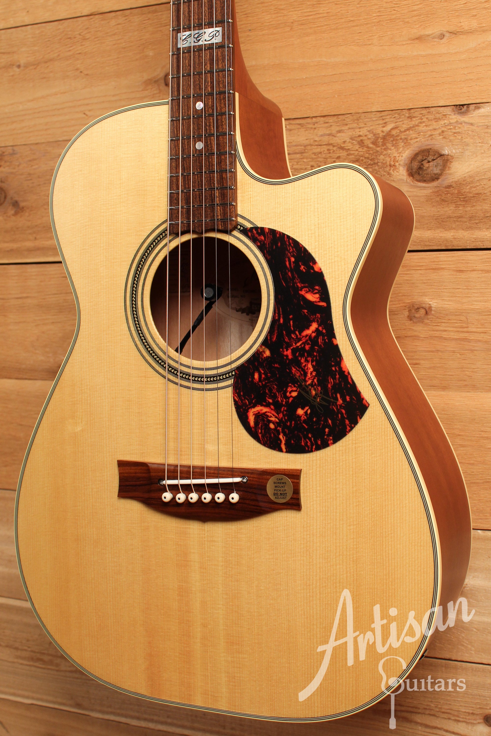Maton EBG 808C TE Tommy Emmanuel Signature Guitar w/ Cutaway ID-13016 - Artisan Guitars