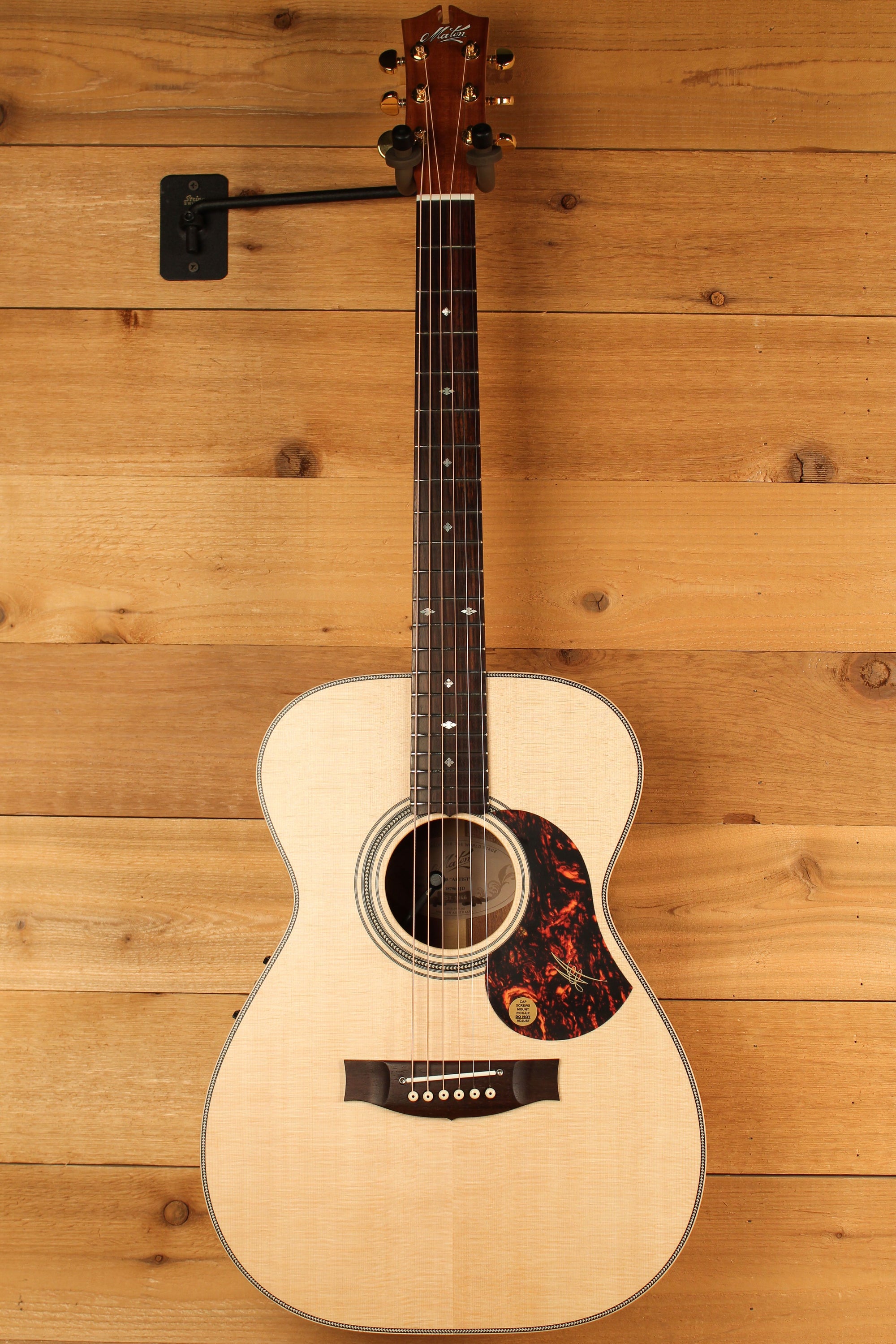 Maton EBG808 Artist Series Sitka Spruce and Blackwood ID-13430 - Artisan Guitars
