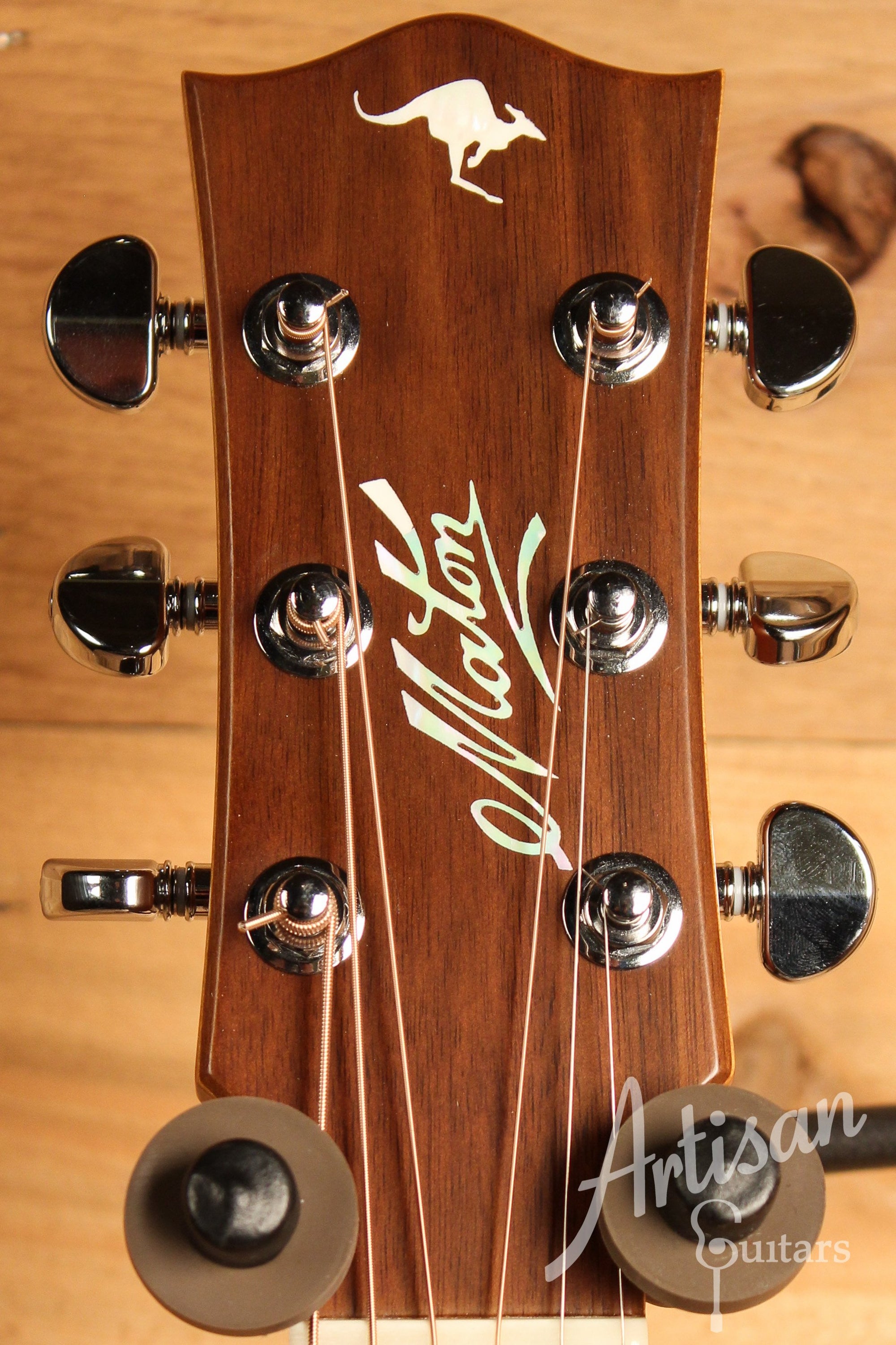Maton EBG 808 TE Tommy Emmanuel Signature Guitar Pre-Owned 2014 ID-12833 - Artisan Guitars
