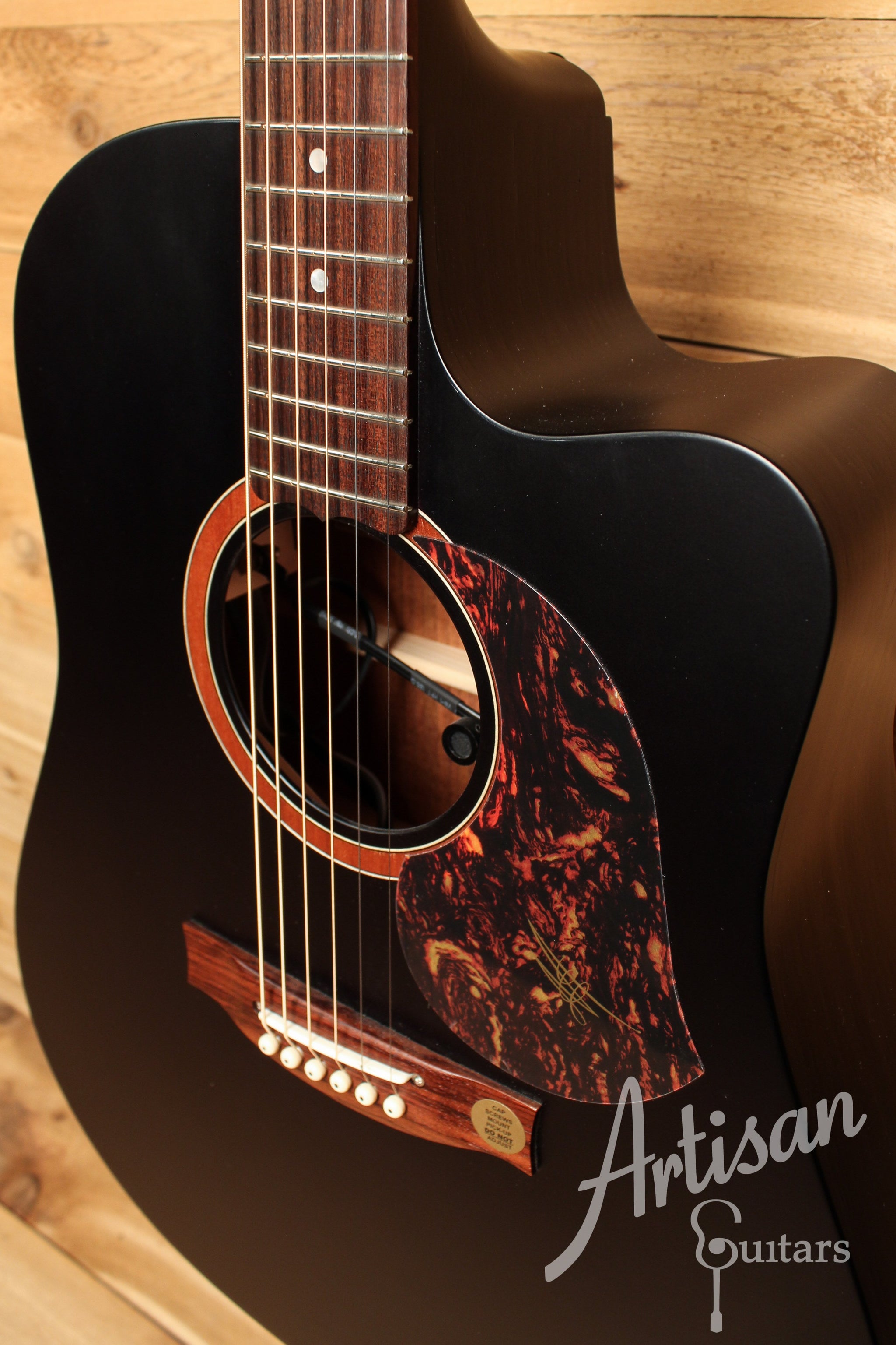Maton SRS70C Solid Road Series Acoustic Electric w/ Satin Black Finish & AP5 Pro Pickup ID-12771 - Artisan Guitars