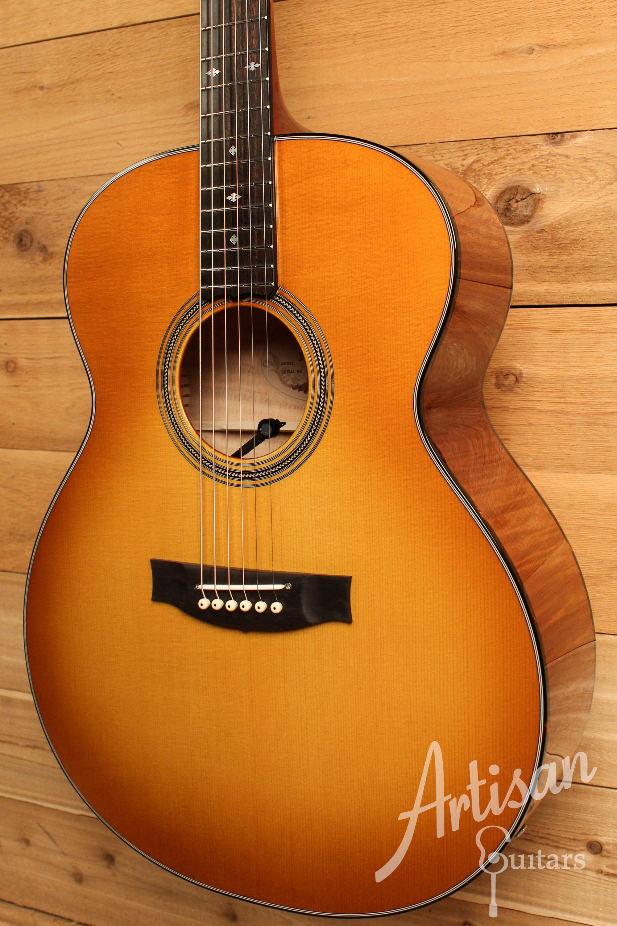 Maton Custom Shop Jumbo w/ European Spruce & Hard Rock Maple w/ Ice Tea Finish  ID-12822 - Artisan Guitars