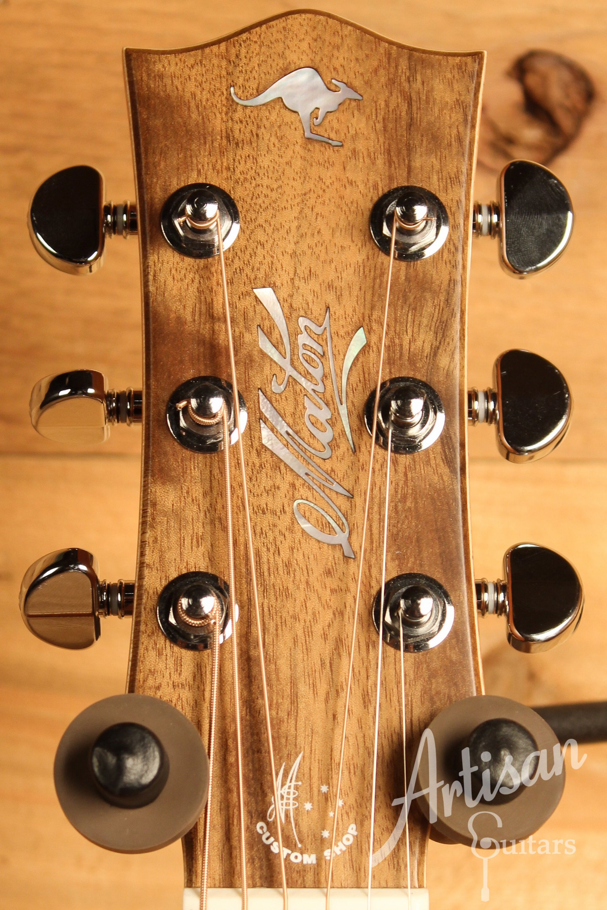 Maton Custom Shop T.E Personal Guitar Sitka Spruce & Queensland Maple ID-13006 - Artisan Guitars