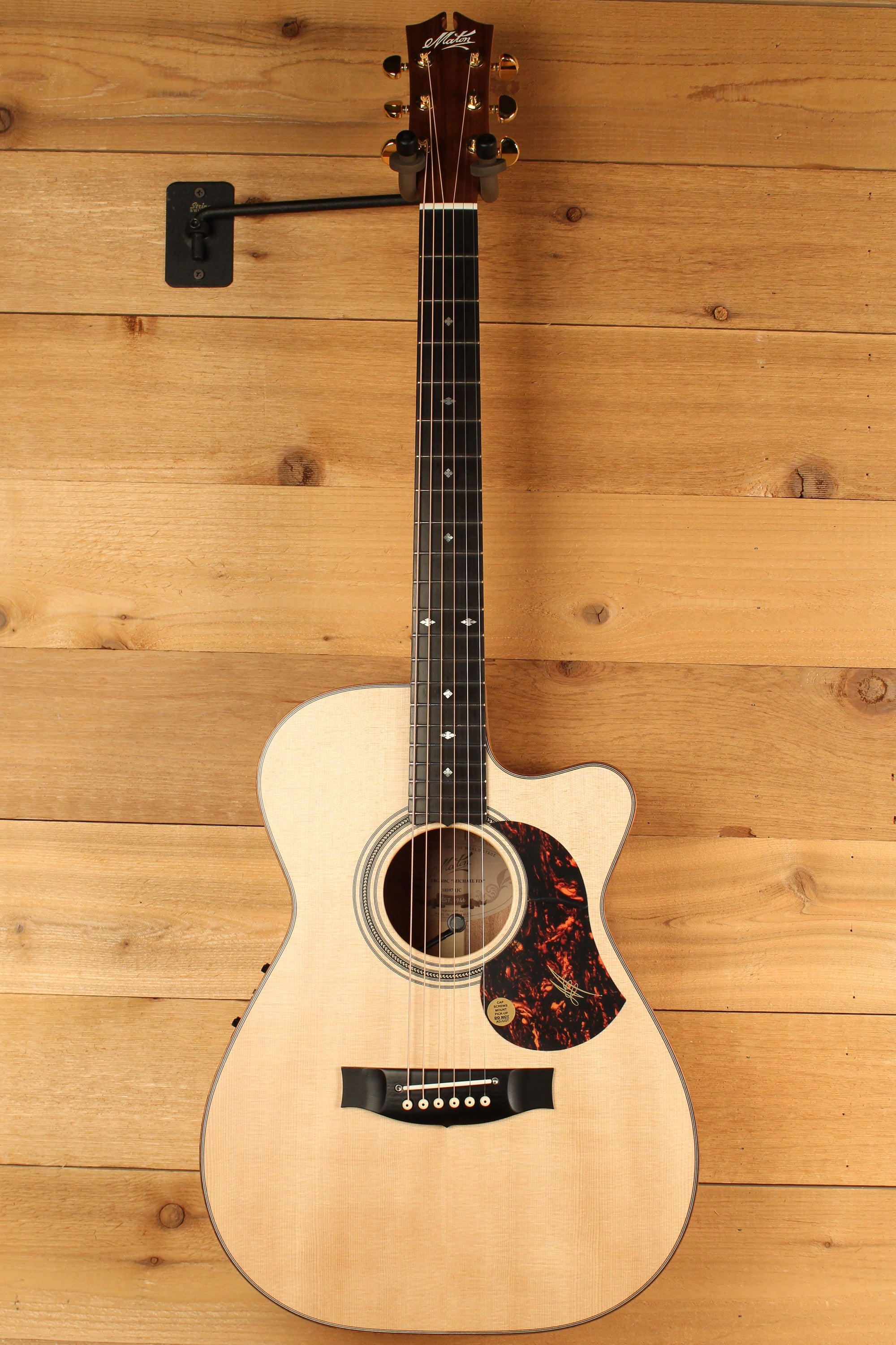 Maton EBG 808C MIC FIX Michael Fix Signature Guitar Sitka and Queensland Maple with Cutaway ID-13264 - Artisan Guitars