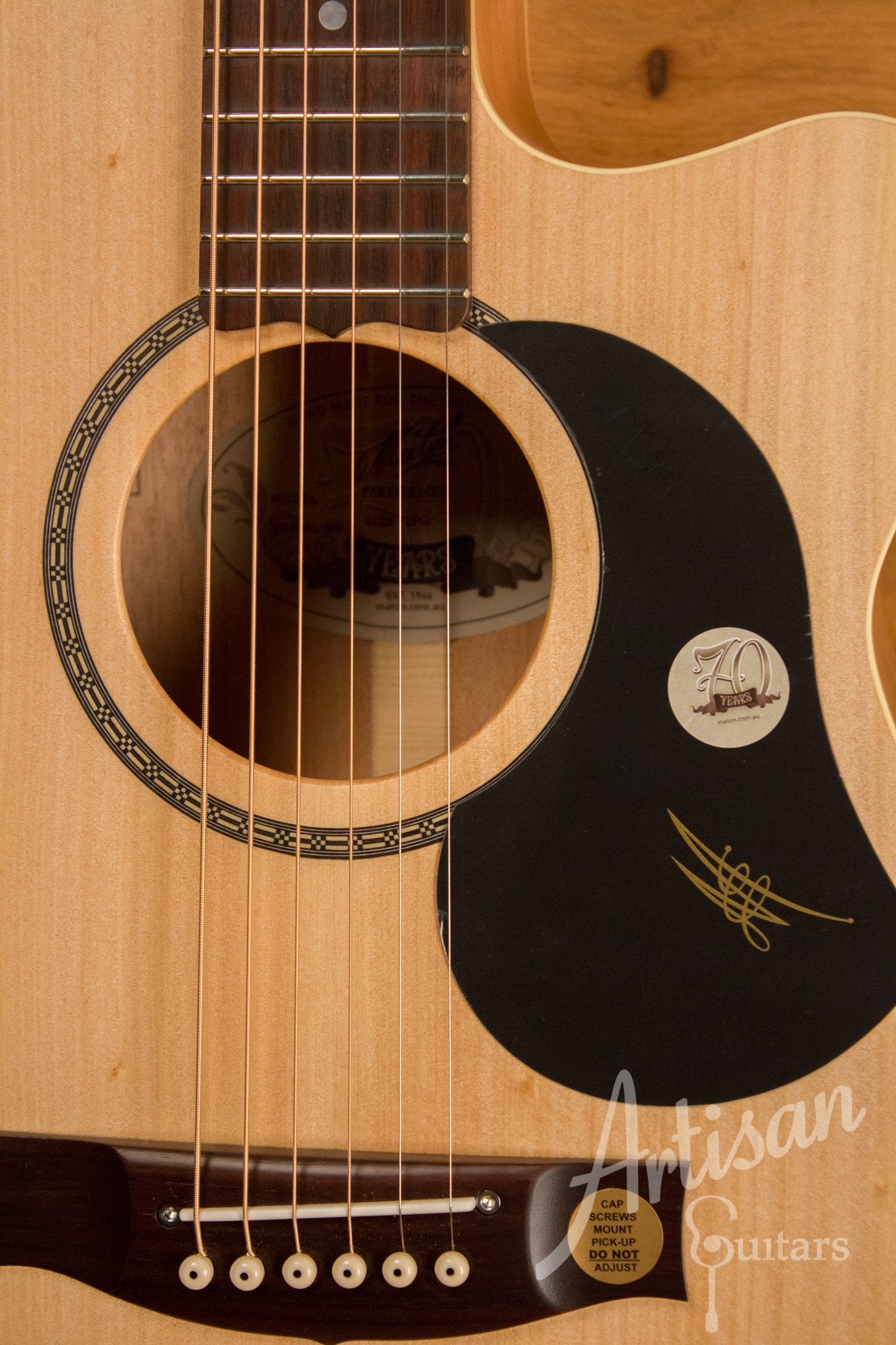 Maton EBG808CL Performer Series Bunya and Queensland Maple with Cutaway ID-10785 - Artisan Guitars