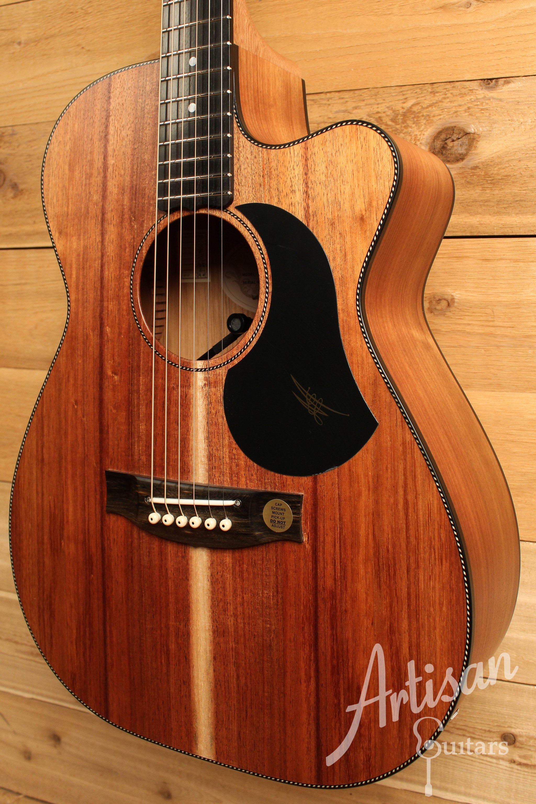 Maton EBW808 Cutaway Guitar w/ Blackwood Top, Back & Sides w/ AP5 Pro Pickup System ID-12851 - Artisan Guitars