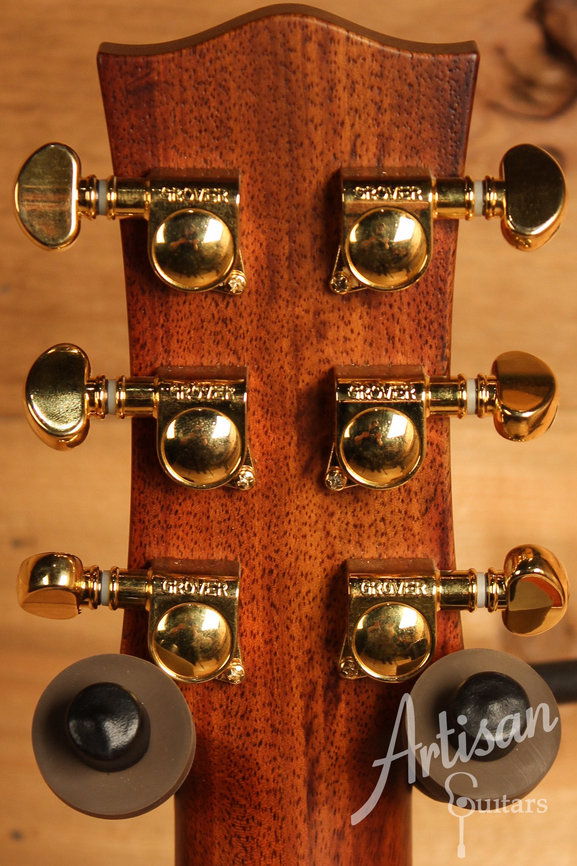 Maton EMD6 Mini Maton Diesel Sitka with Blackwood and Vintage Amber Sunburst ID-12905 - Artisan Guitars