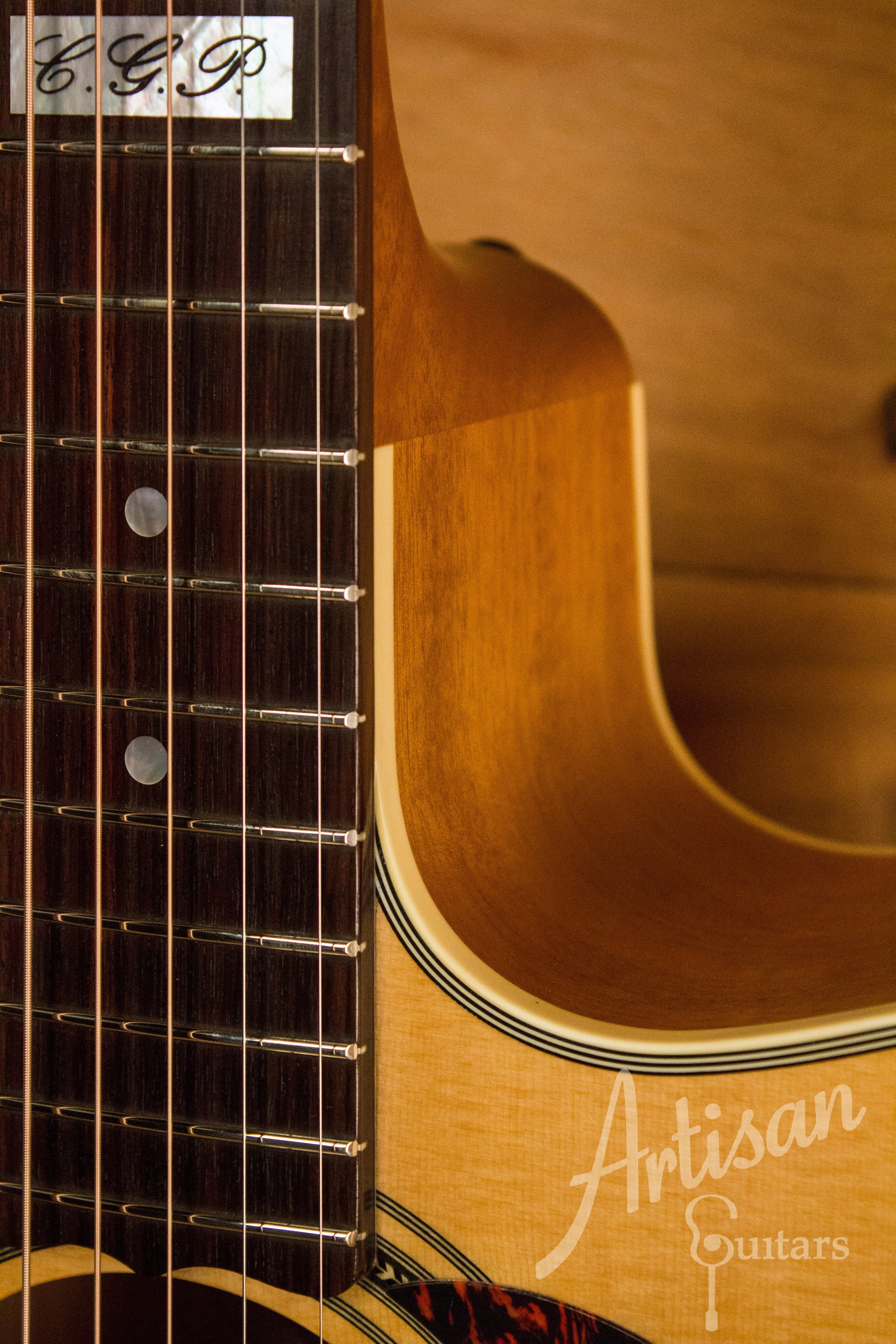 Maton EBG 808C TE Tommy Emmanuel Signature Guitar Cutaway ID-11269 - Artisan Guitars