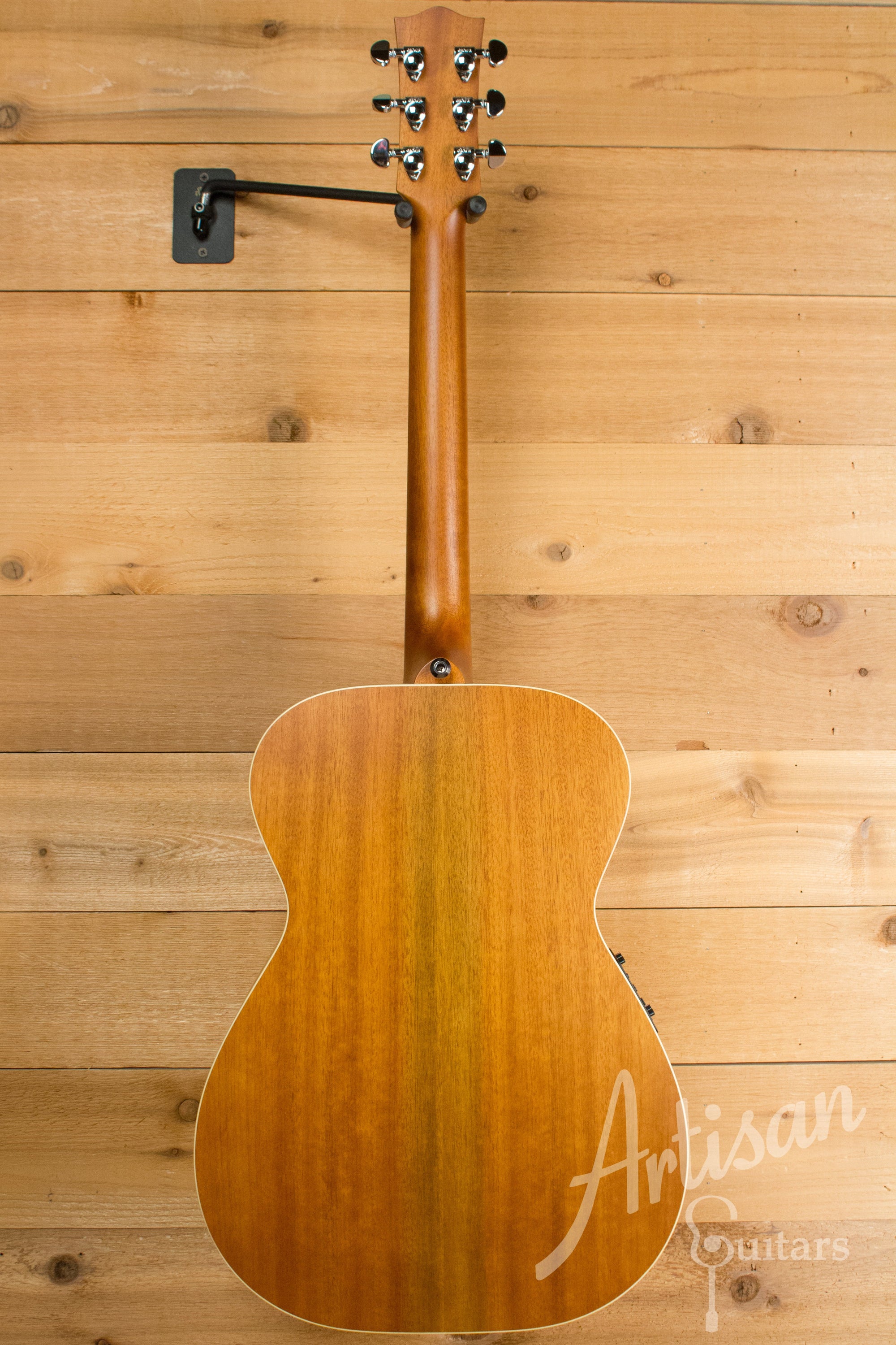 Maton EBG 808 TE Tommy Emmanuel Signature Guitar ID-11196 - Artisan Guitars