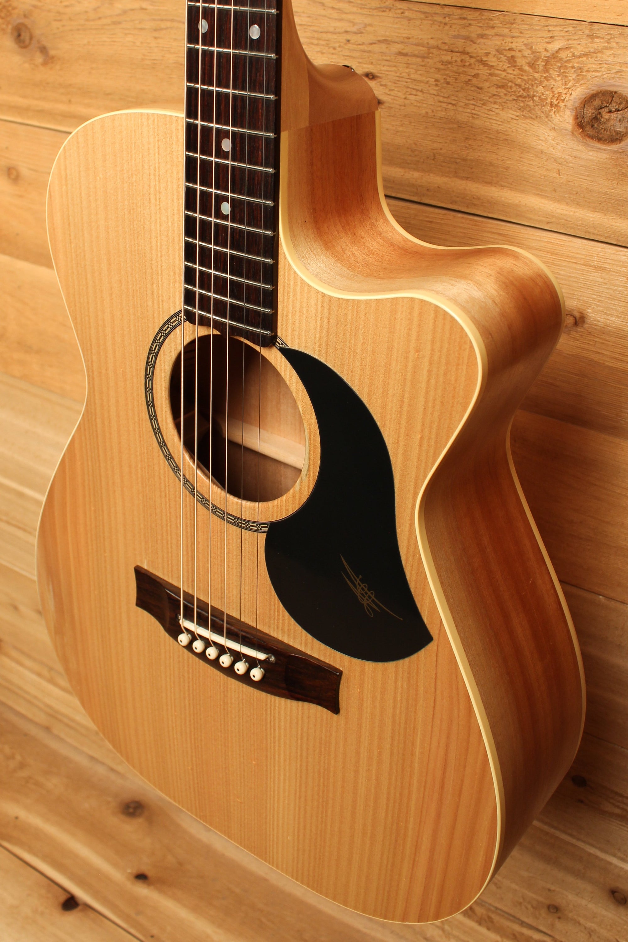 Maton Performer Series Bunya & Queensland Maple w/ Cutaway Pre-Owned 2017 ID-13716 - Artisan Guitars