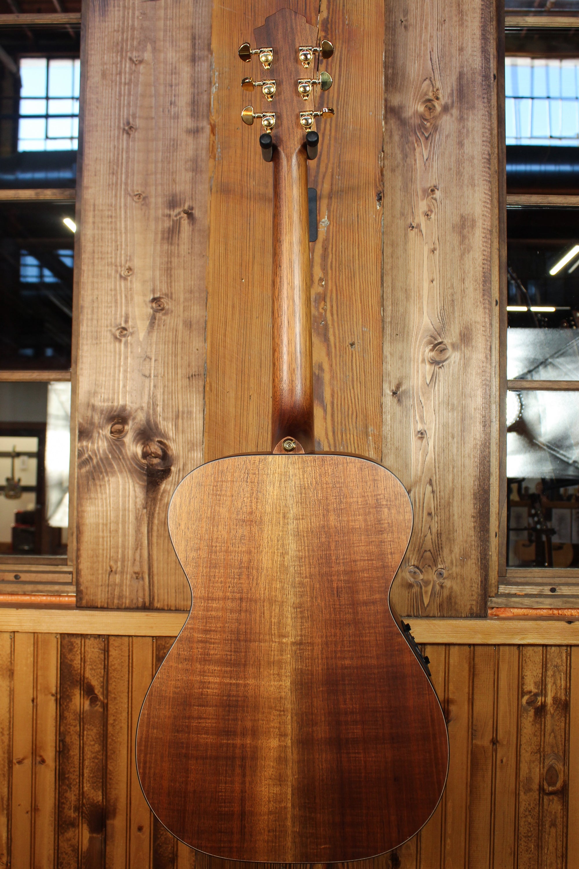 Maton Vera May Special w/ Lutz Spruce & Blackwood ID-13779 - Artisan Guitars