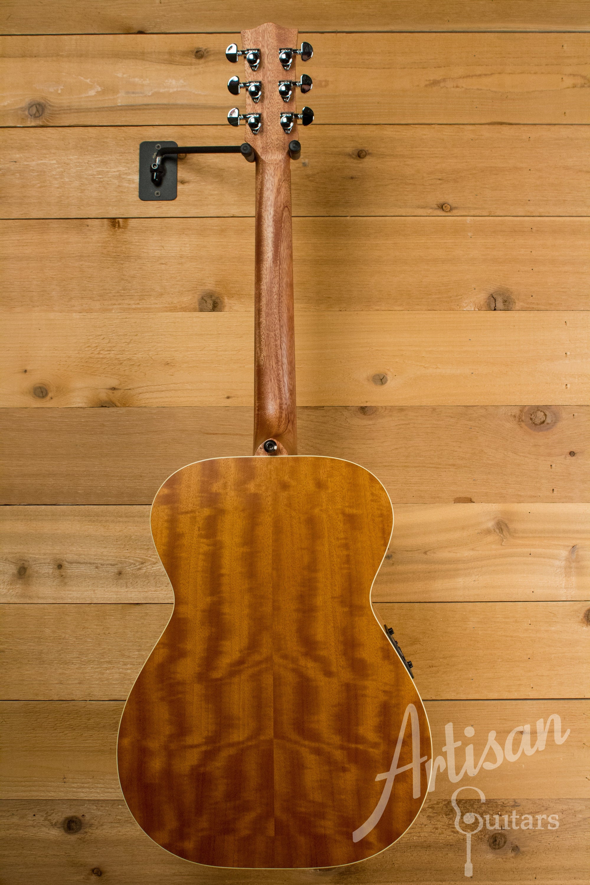 Maton T.E Personal Guitar Sitka Spruce and AAA"Bees Wings" Queensland Maple ID-11063 - Artisan Guitars
