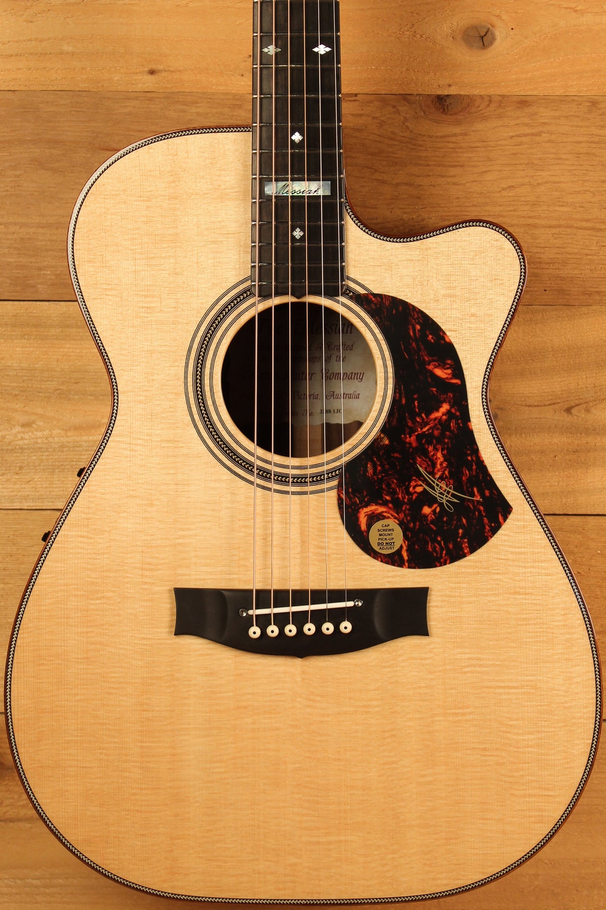 Maton EM100C 808 Messiah Series with Sitka and Indian Rosewood Cutaway ID-13319 - Artisan Guitars