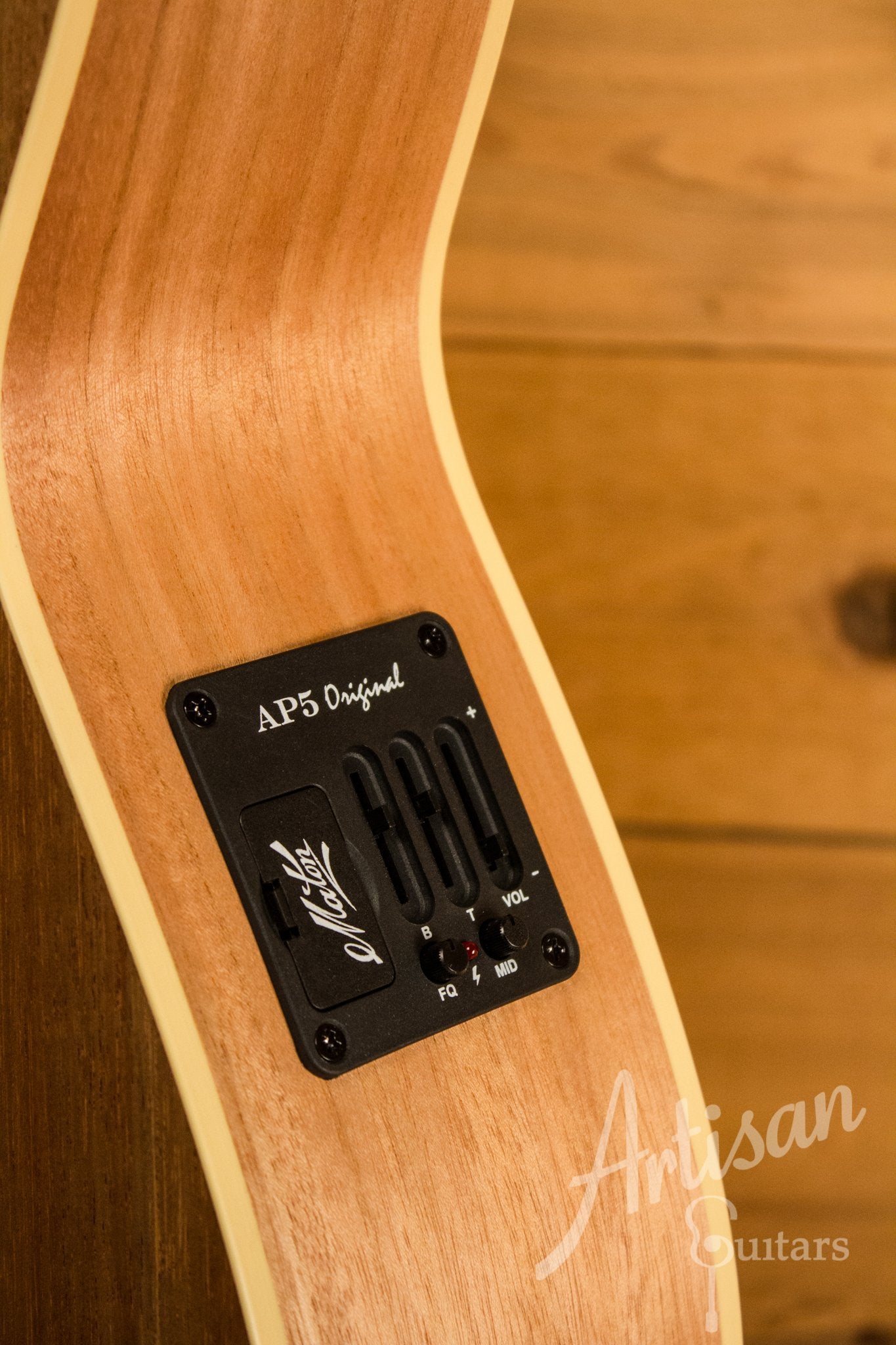 Maton EBG808CL Performer Series Bunya and Queensland Maple with Cutaway ID-10785 - Artisan Guitars