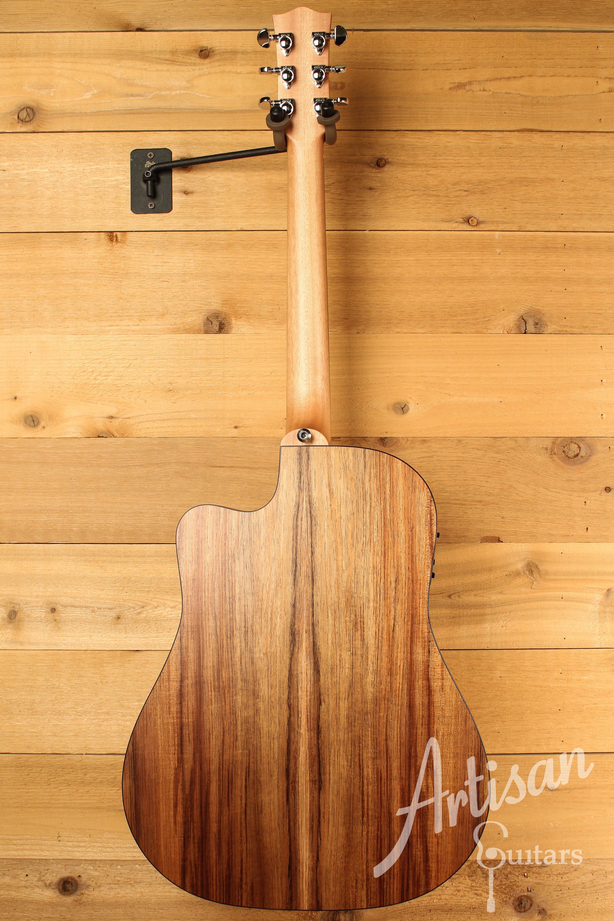 Maton EBW70C Blackwood Dreadnought w/ AP5 Pro ID-12772 - Artisan Guitars