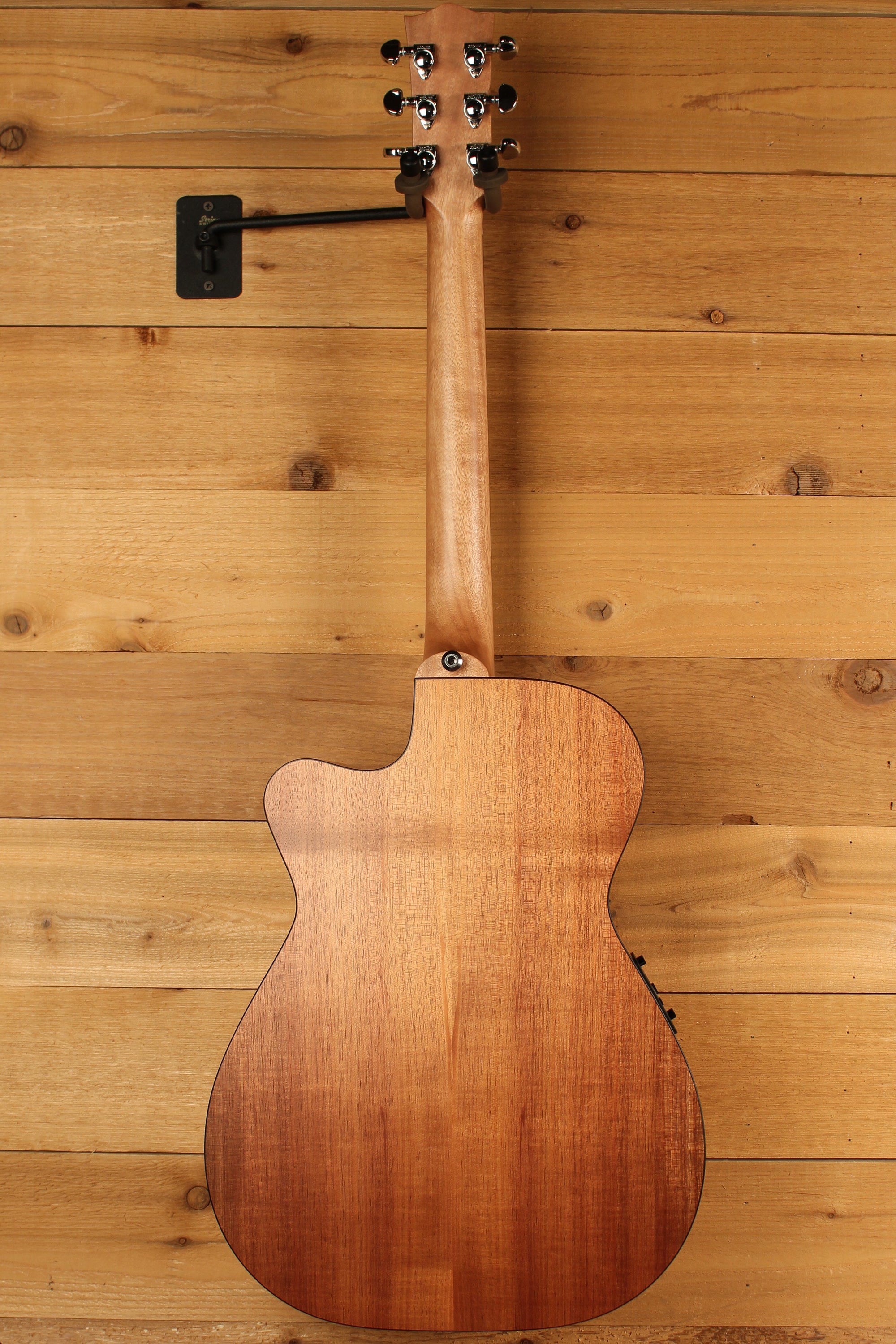 Maton SRS808 Guitar with Western Red Cedar Blackwood and Cutaway ID-13429 - Artisan Guitars