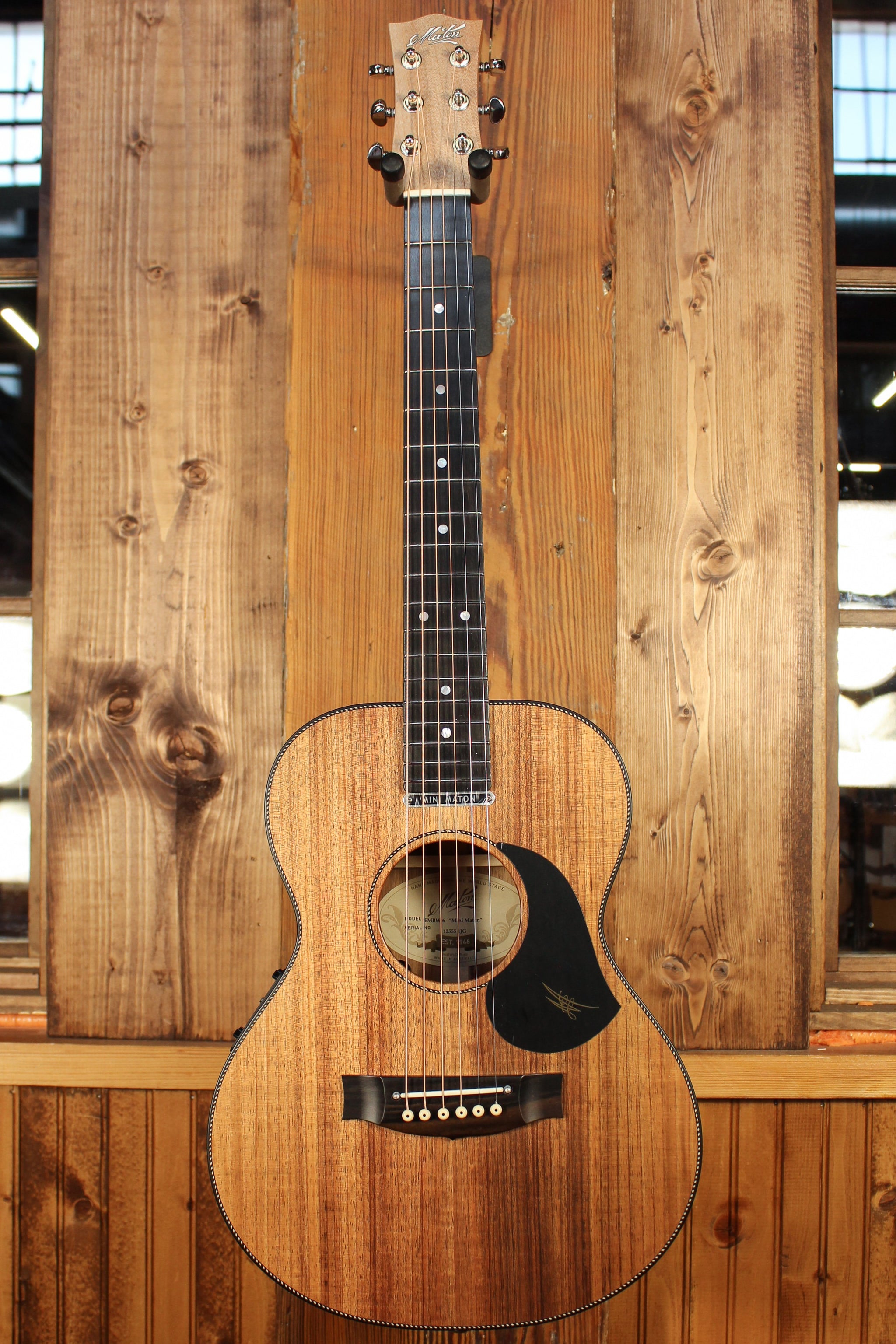Maton EMBW6 Mini Guitar w/ Blackwood Top, Back & Sides and AP5 Pro Pickup System ID-13538 - Artisan Guitars