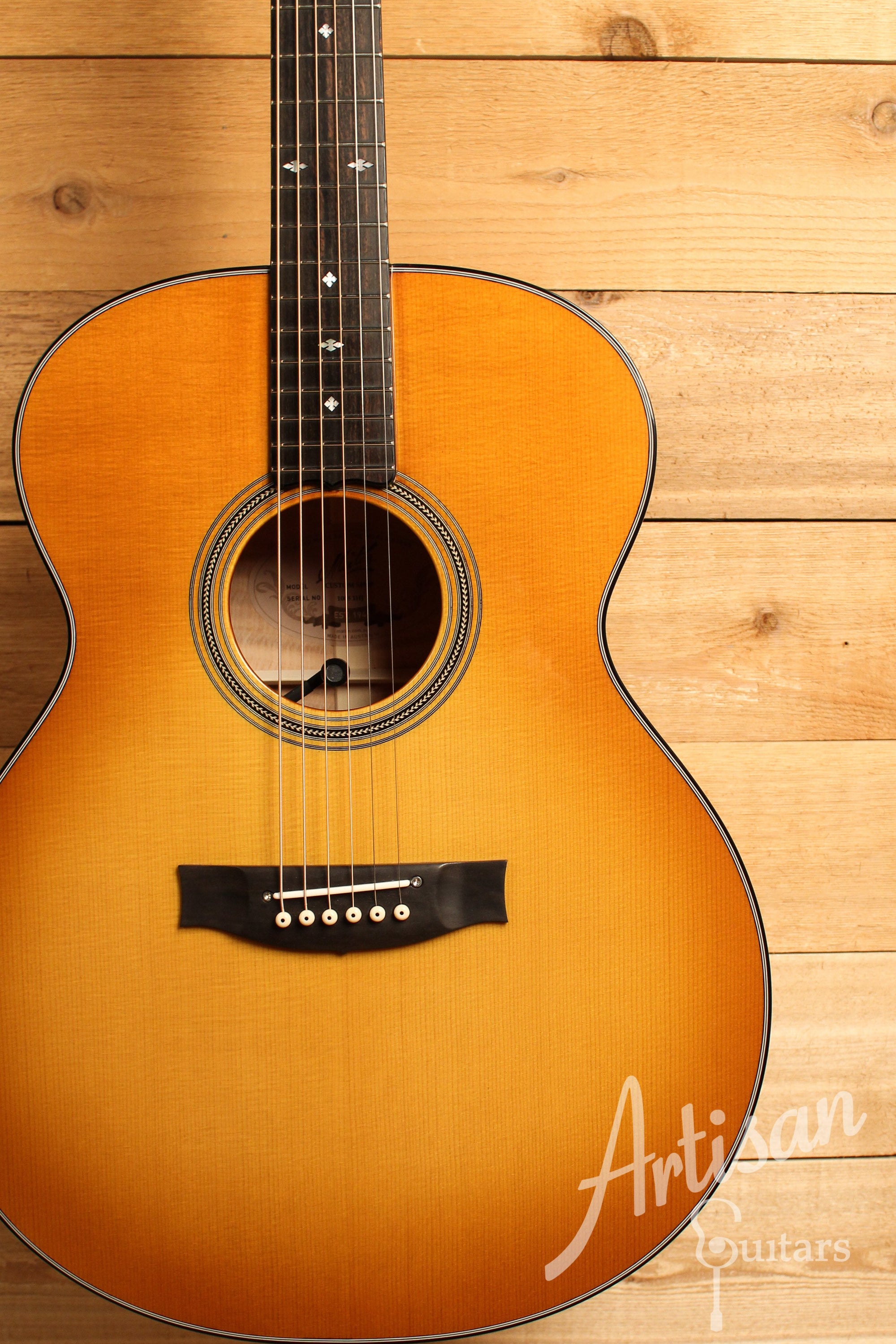 Maton Custom Shop Jumbo w/ European Spruce & Hard Rock Maple w/ Ice Tea Finish  ID-12822 - Artisan Guitars