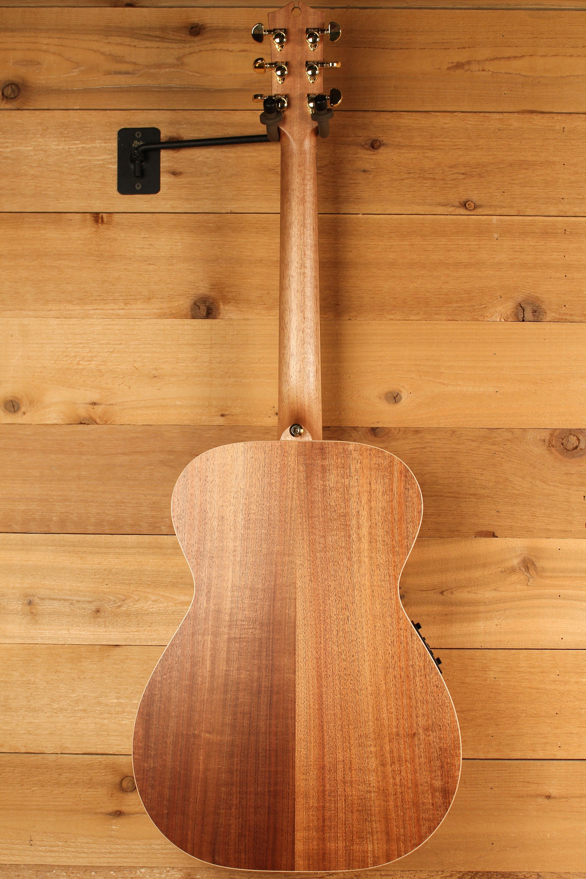 Maton EBG808 Artist Series Sitka Spruce and Blackwood ID-13430 - Artisan Guitars
