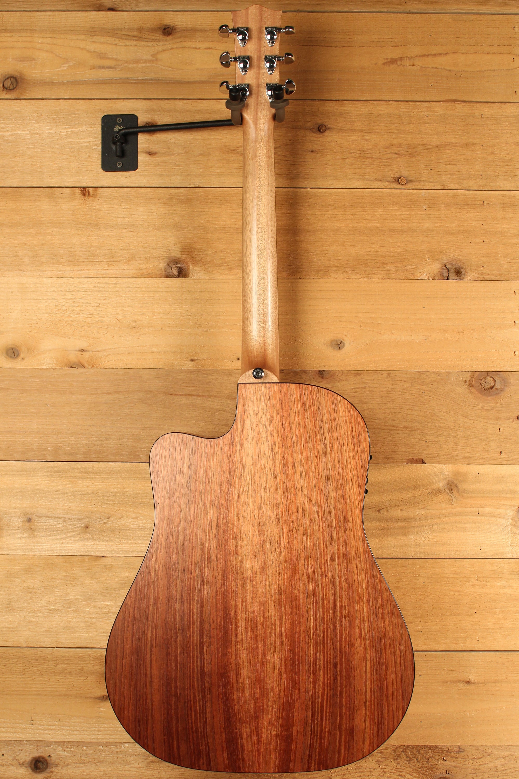Maton EBW70C Blackwood Dreadnought w/ AP5 Pro ID-13227 - Artisan Guitars