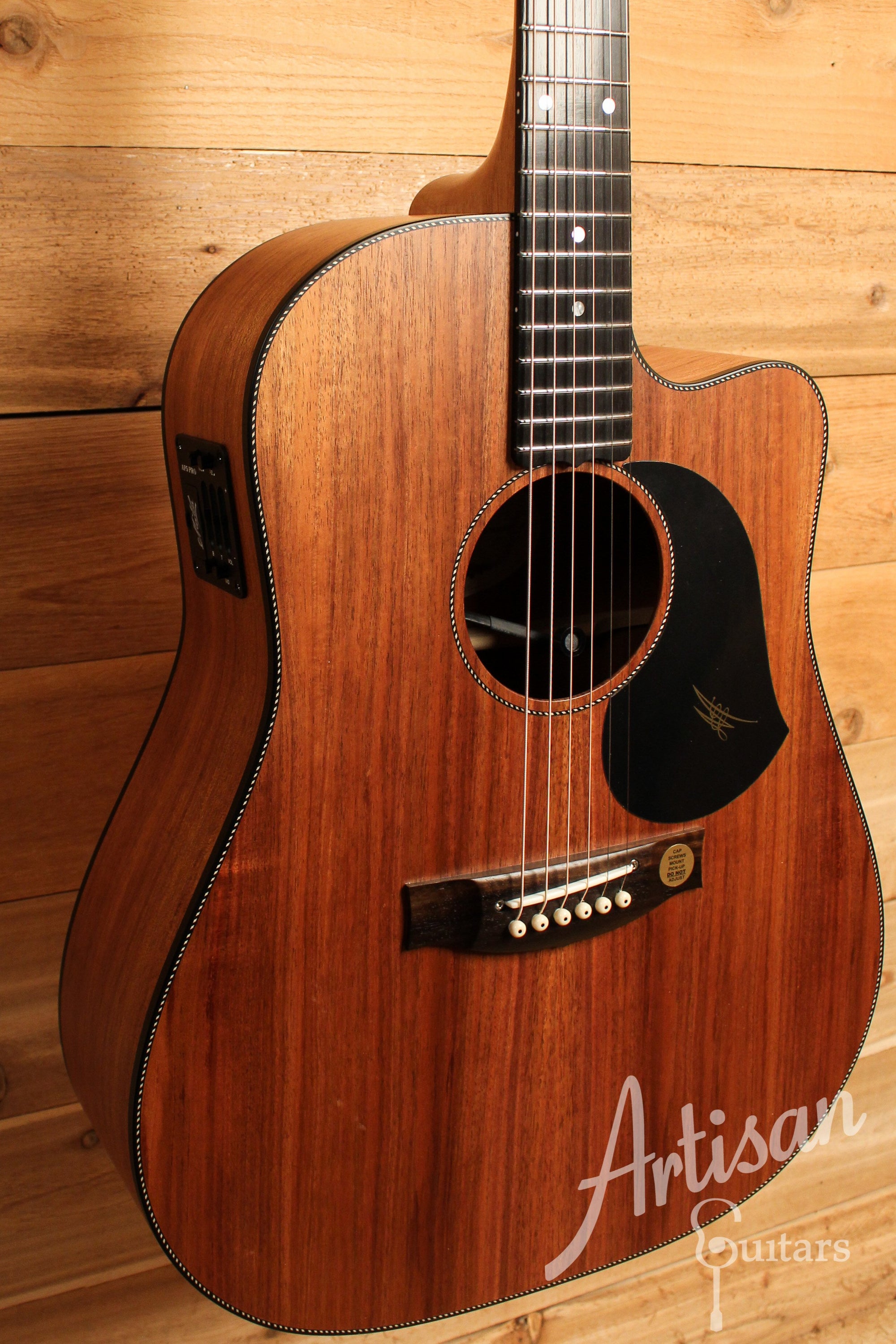 Maton EBW70C Blackwood Dreadnought w/ AP5 Pro ID-12850 - Artisan Guitars