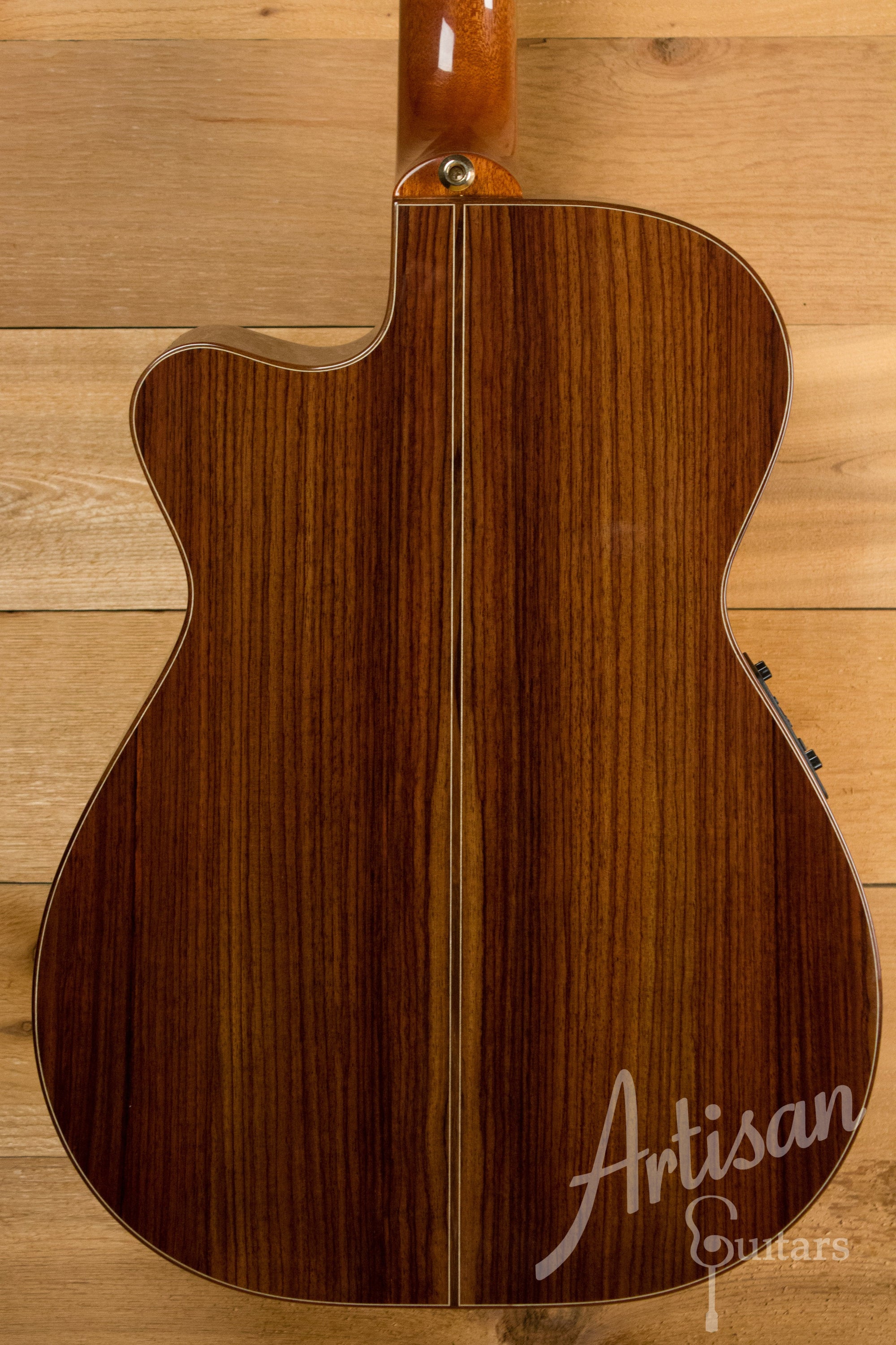Maton EM100C 808 Custom Shop Messiah Series with Sitka and Indian Rosewood Cutaway Pre-Owned 2014 ID-11204 - Artisan Guitars