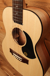 Maton EM6 Mini Guitar Sitka Spuce and Queensland Maple AP5 Original ID-13313 - Artisan Guitars