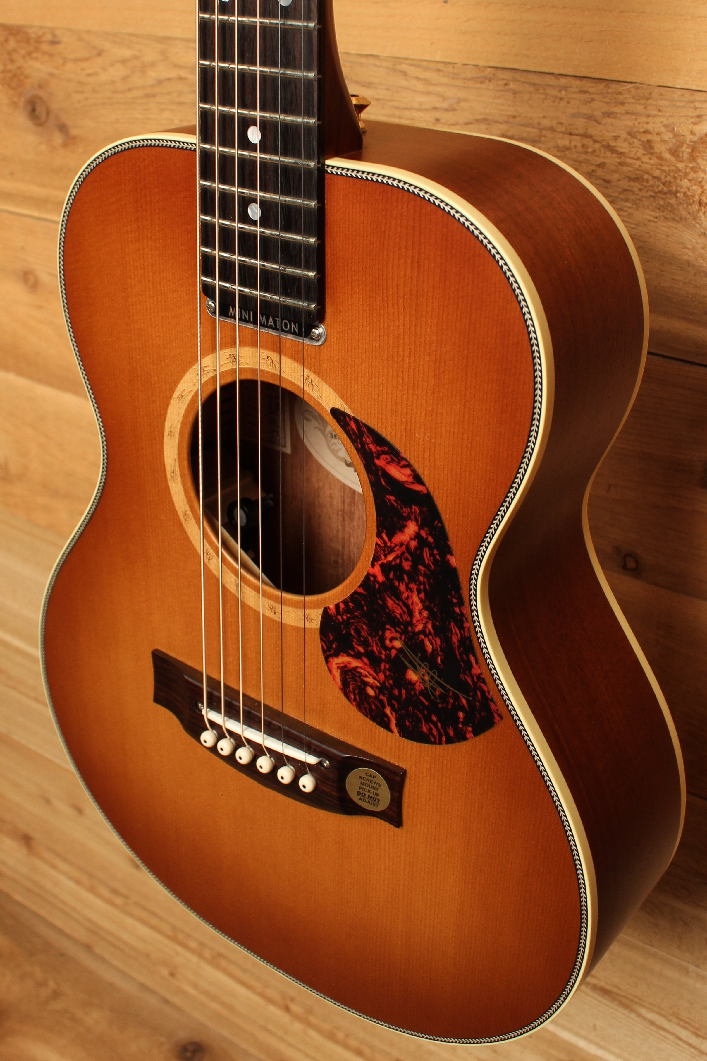 Maton EMD6 Mini Maton Diesel Sitka with Blackwood and Vintage Amber Sunburst ID-13515 - Artisan Guitars