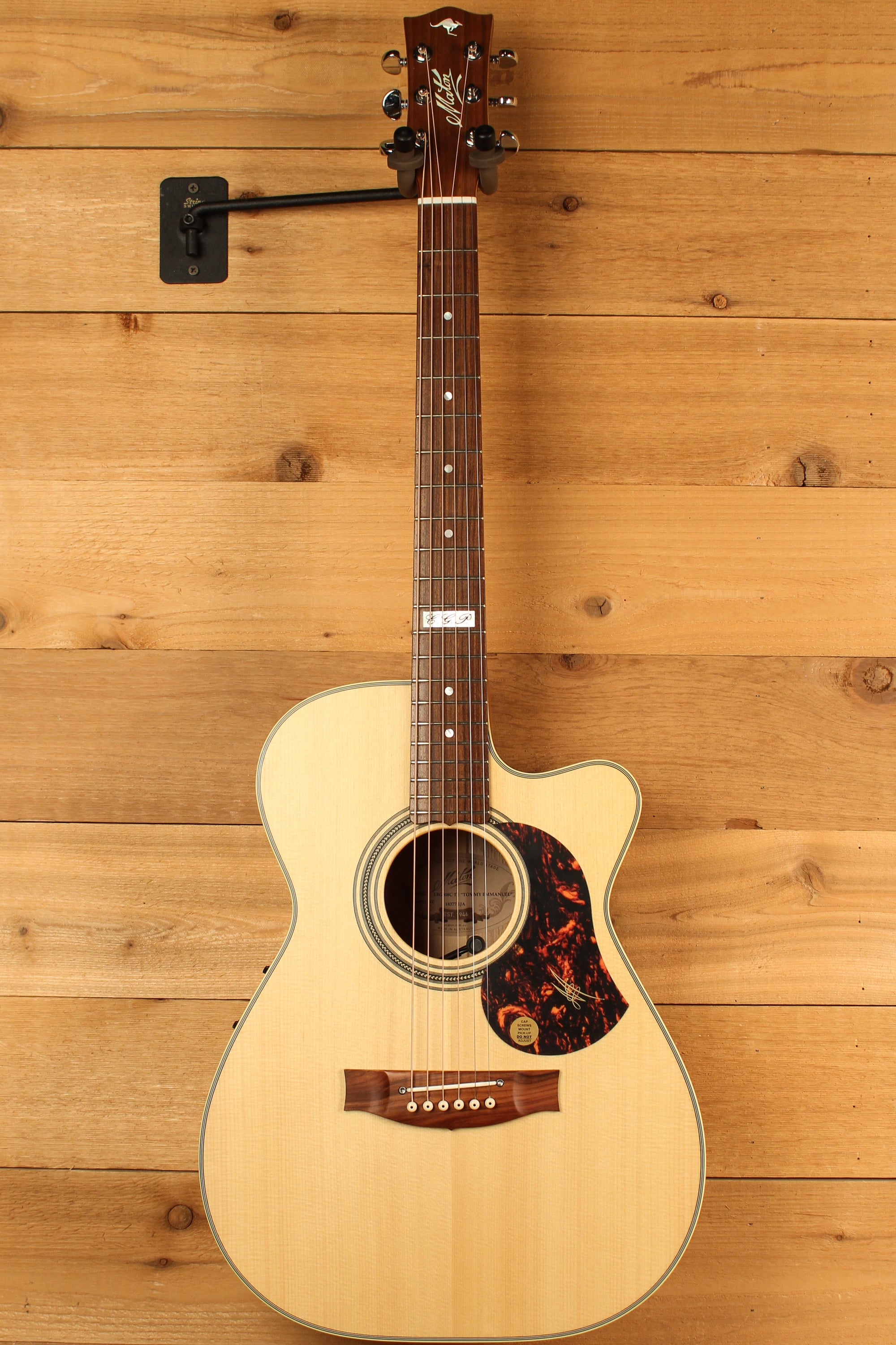 Maton EBG 808C TE Tommy Emmanuel Signature Guitar w/ Cutaway Pre-Owned 2018 ID-13381 - Artisan Guitars
