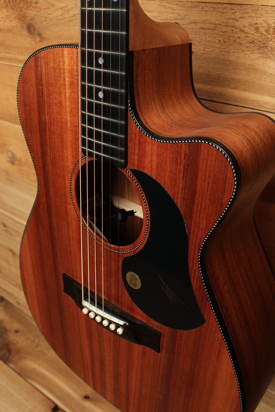 Maton EBW808 Cutaway Guitar w/ Blackwood Top, Back & Sides w/ AP5 Pro Pickup System ID-13228 - Artisan Guitars